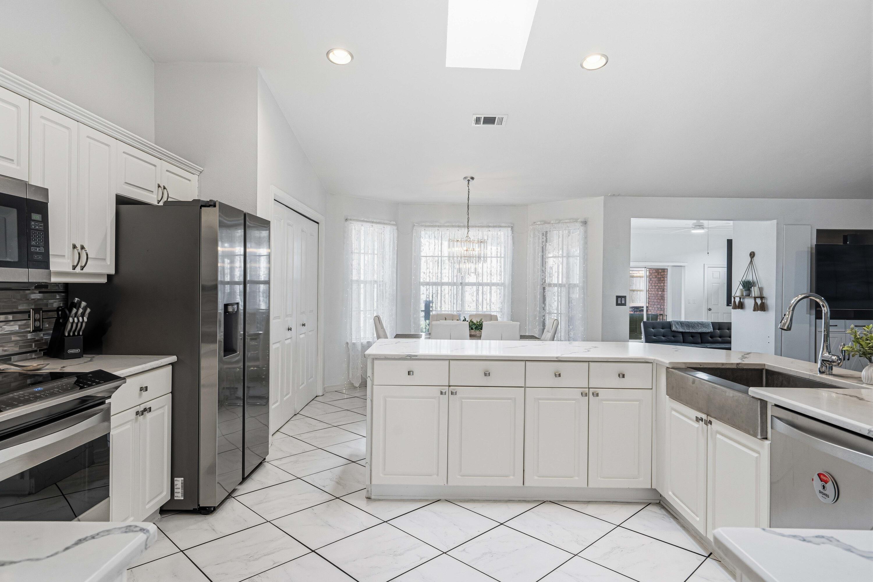 SANDY BEACH ESTATES - Residential