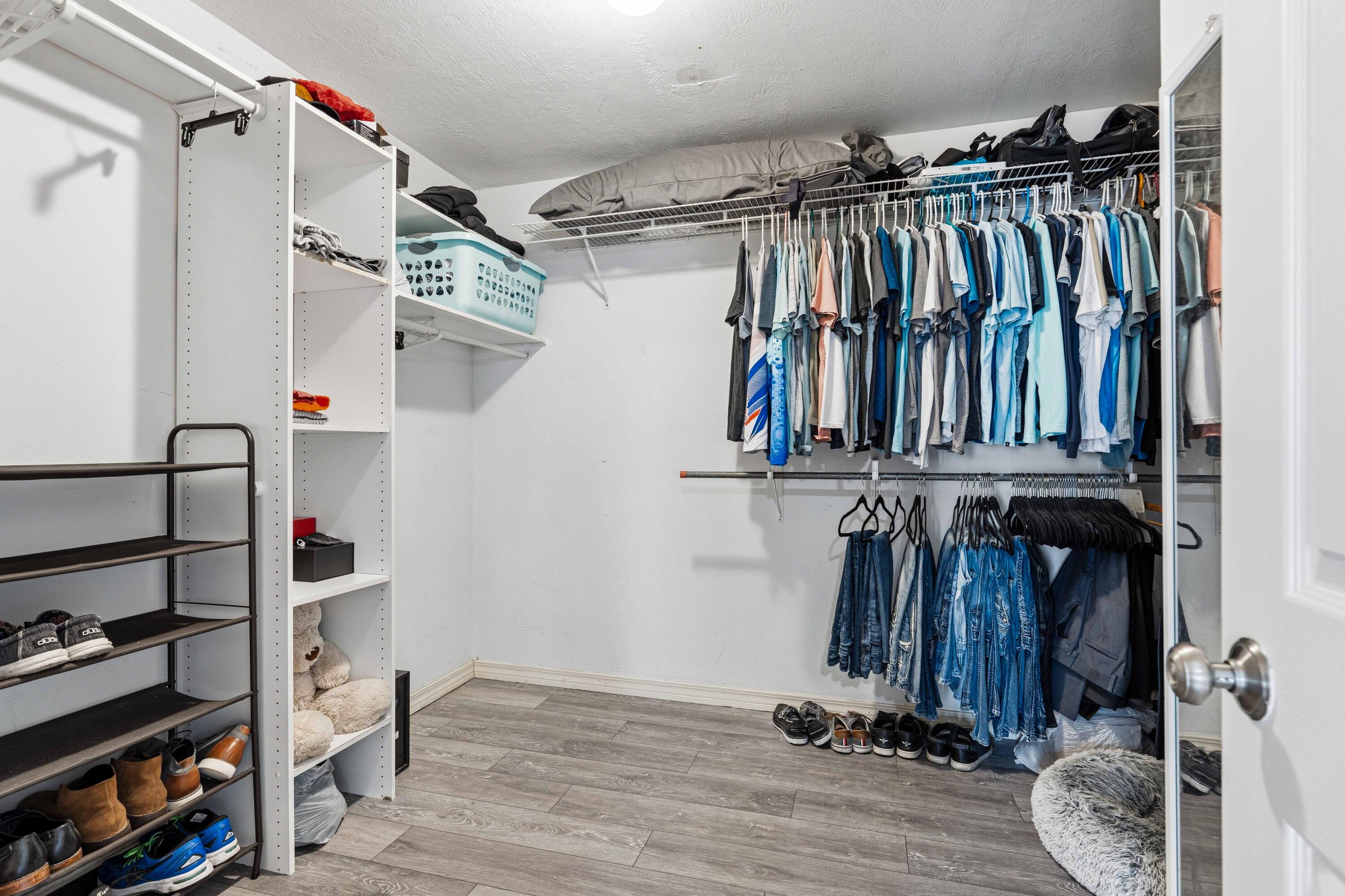 SANDY BEACH ESTATES - Residential