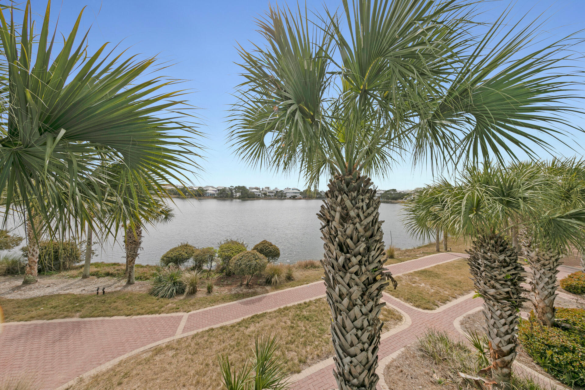 Carillon Beach Inn - Residential