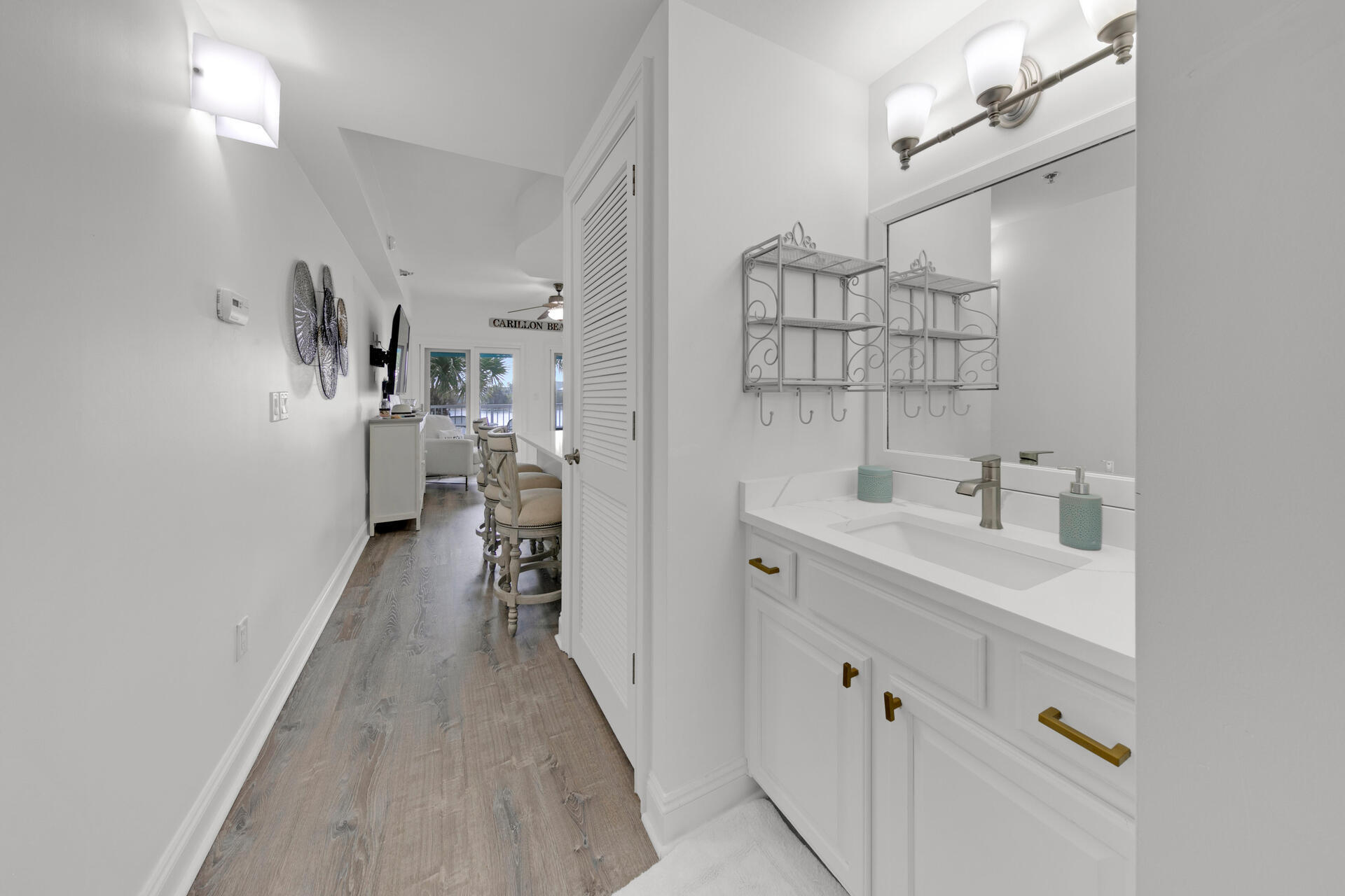 Carillon Beach Inn - Residential