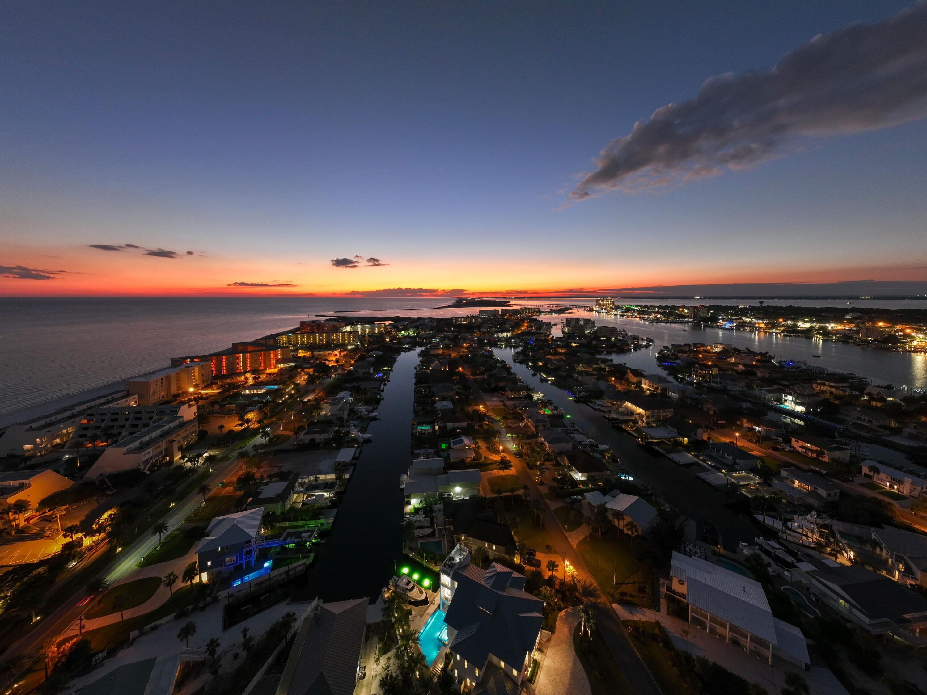 HOLIDAY ISLE - Residential