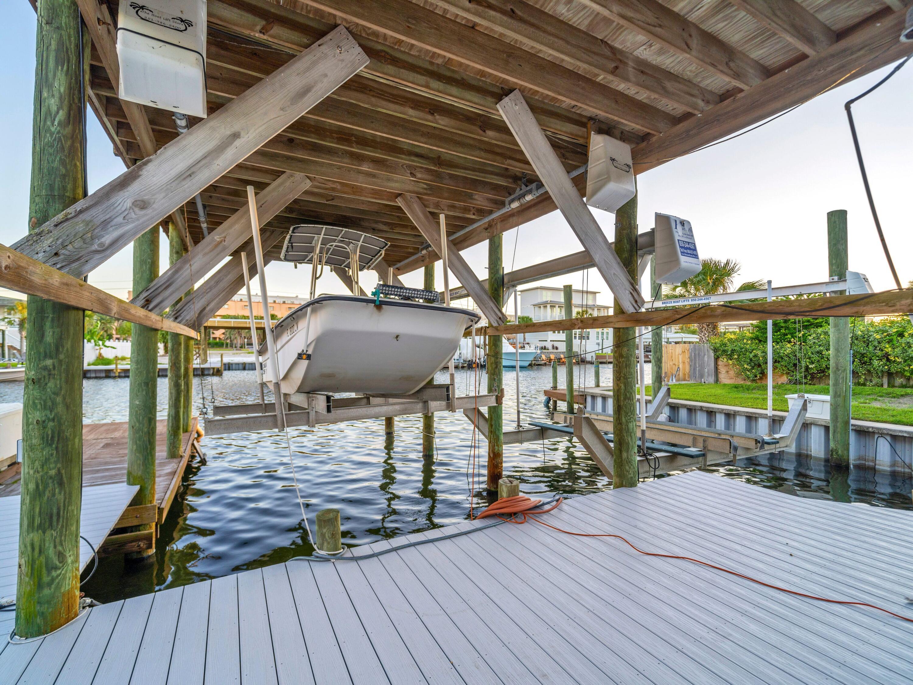 HOLIDAY ISLE - Residential