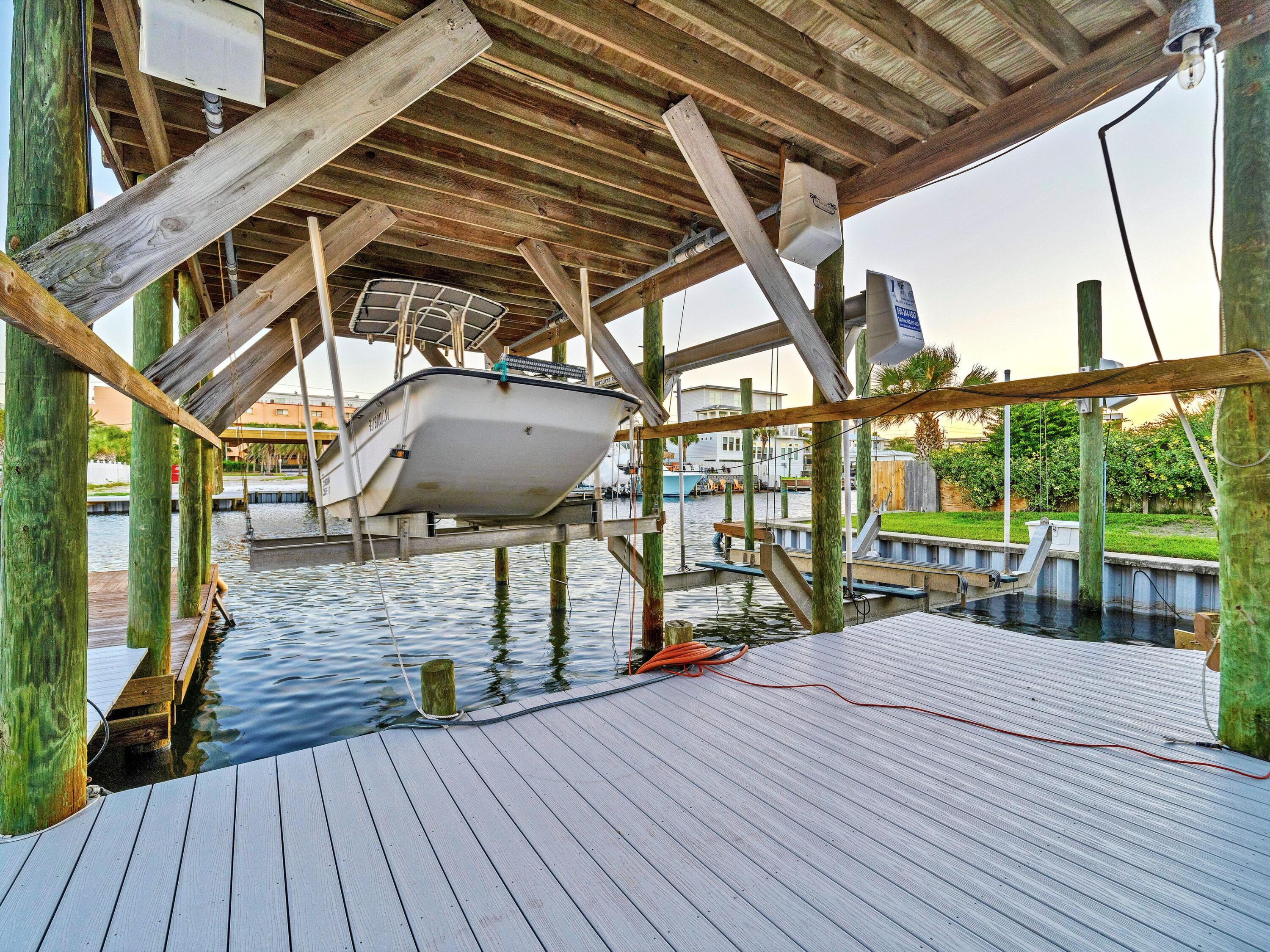 HOLIDAY ISLE - Residential