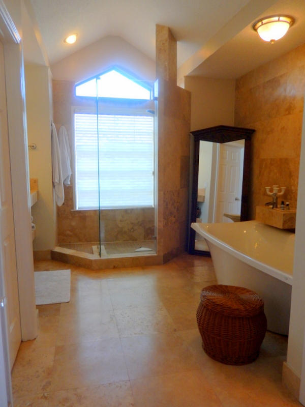 RIDGE WOOD MANOR - Residential