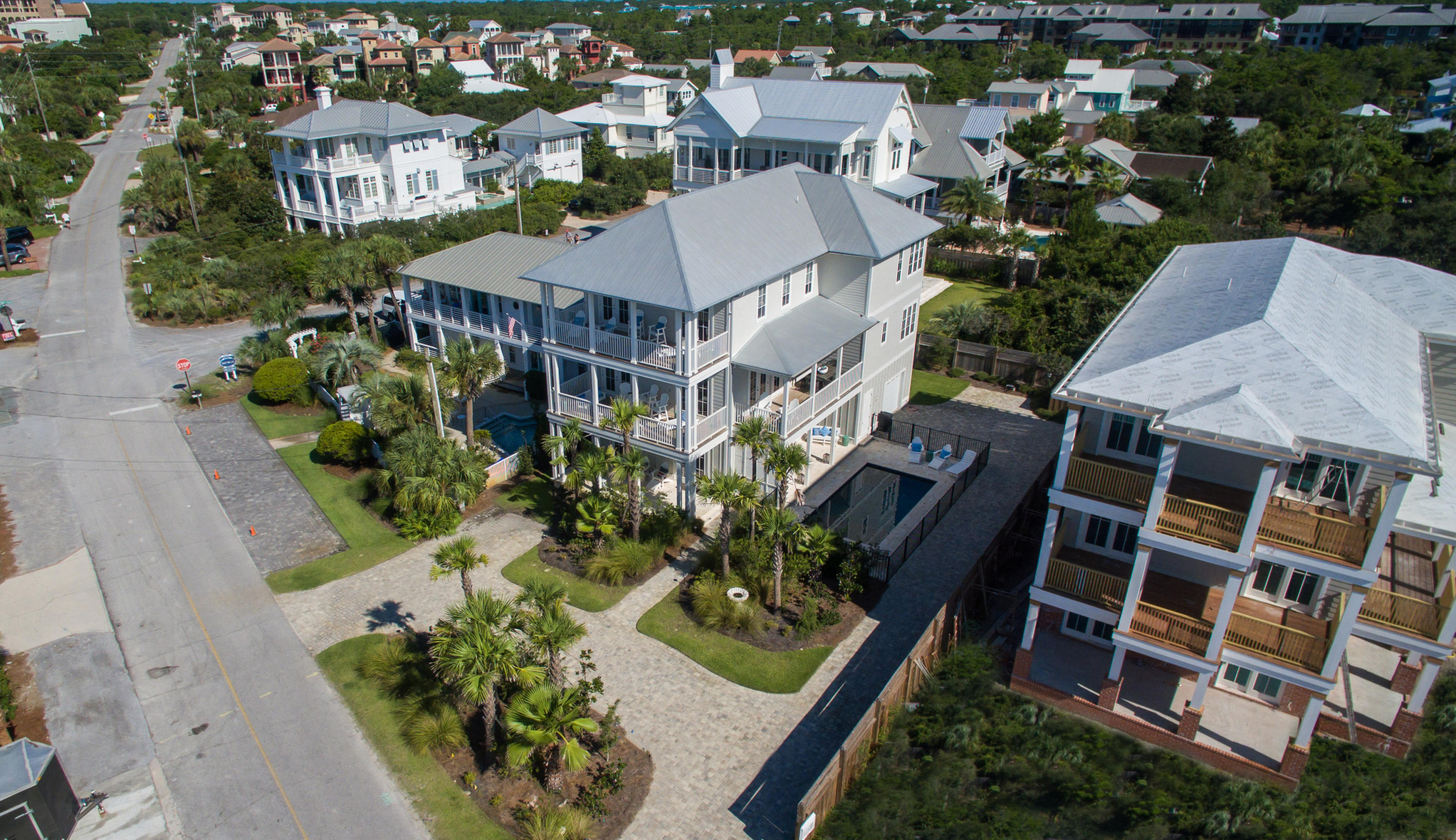 BLUE MOUNTAIN BEACH - Residential