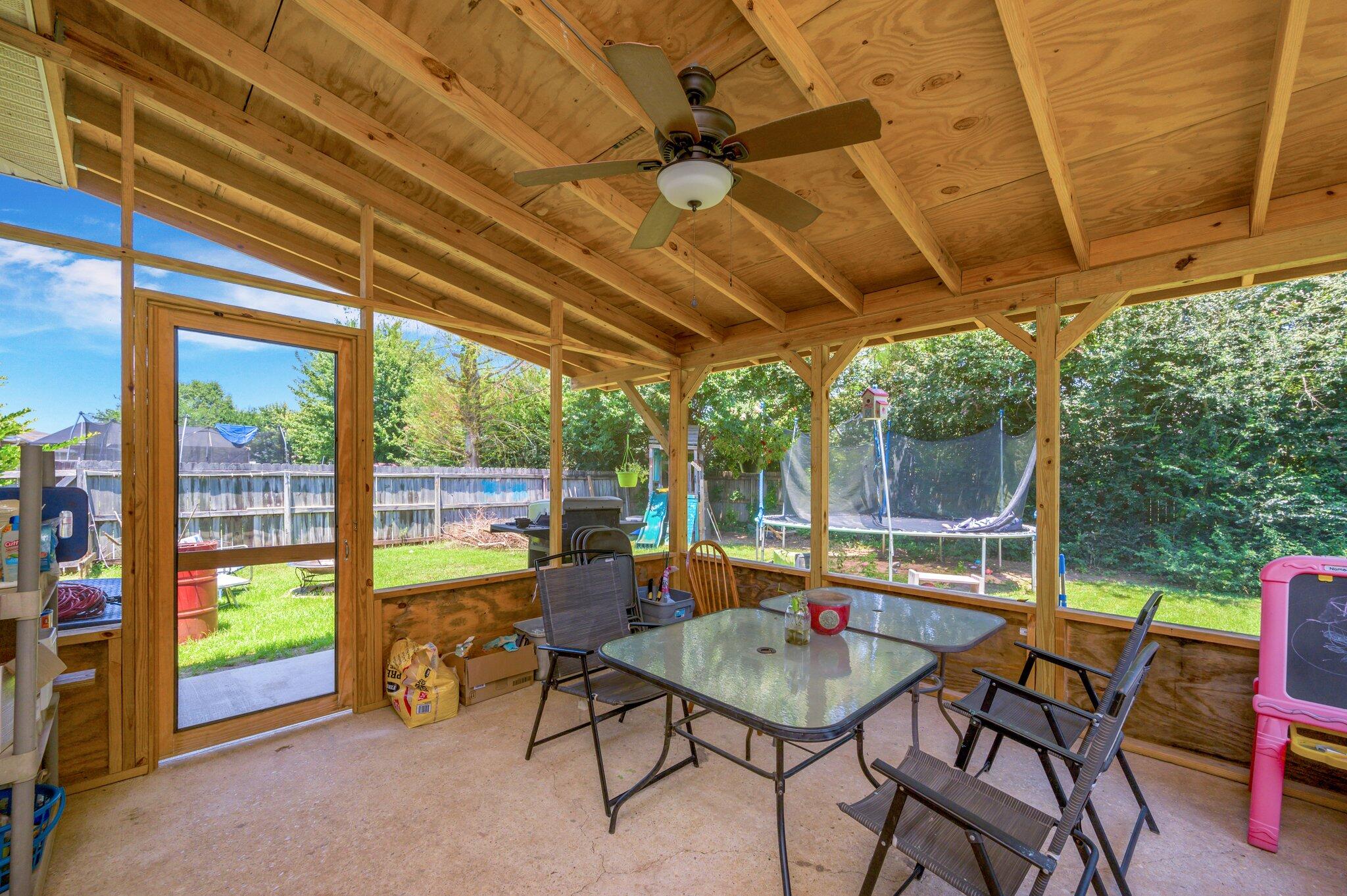 BROOKE ESTATES PH I - Residential