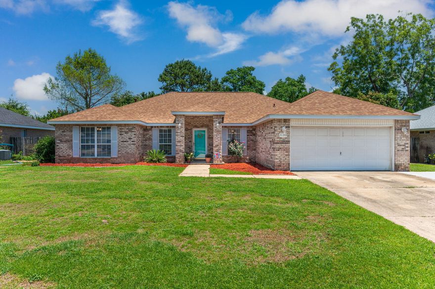 This Big Friendly House is for you! Located in BROOKE ESTATES!!! If you need room, this 4bd split floor plan delivers! Formal dining and  office as you come in.  Kitchen with oak cabinets overlooks generous family room, has eat-in area and nice sized pantry.  Tile and engineered wood in living & wet areas.  Master will be having new carpet installed, master bath has double vanities, separate shower, garden tub and walk in closets.  Back yard is fenced and there is a screened porch for you to enjoy your morning coffee or afternoon iced tea... Driveway has extra parking too!   Roof is 2yrs old, HVAC 2017.  Brooke Estates offers tennis courts and community pool. So much room! Call for an appointment today!