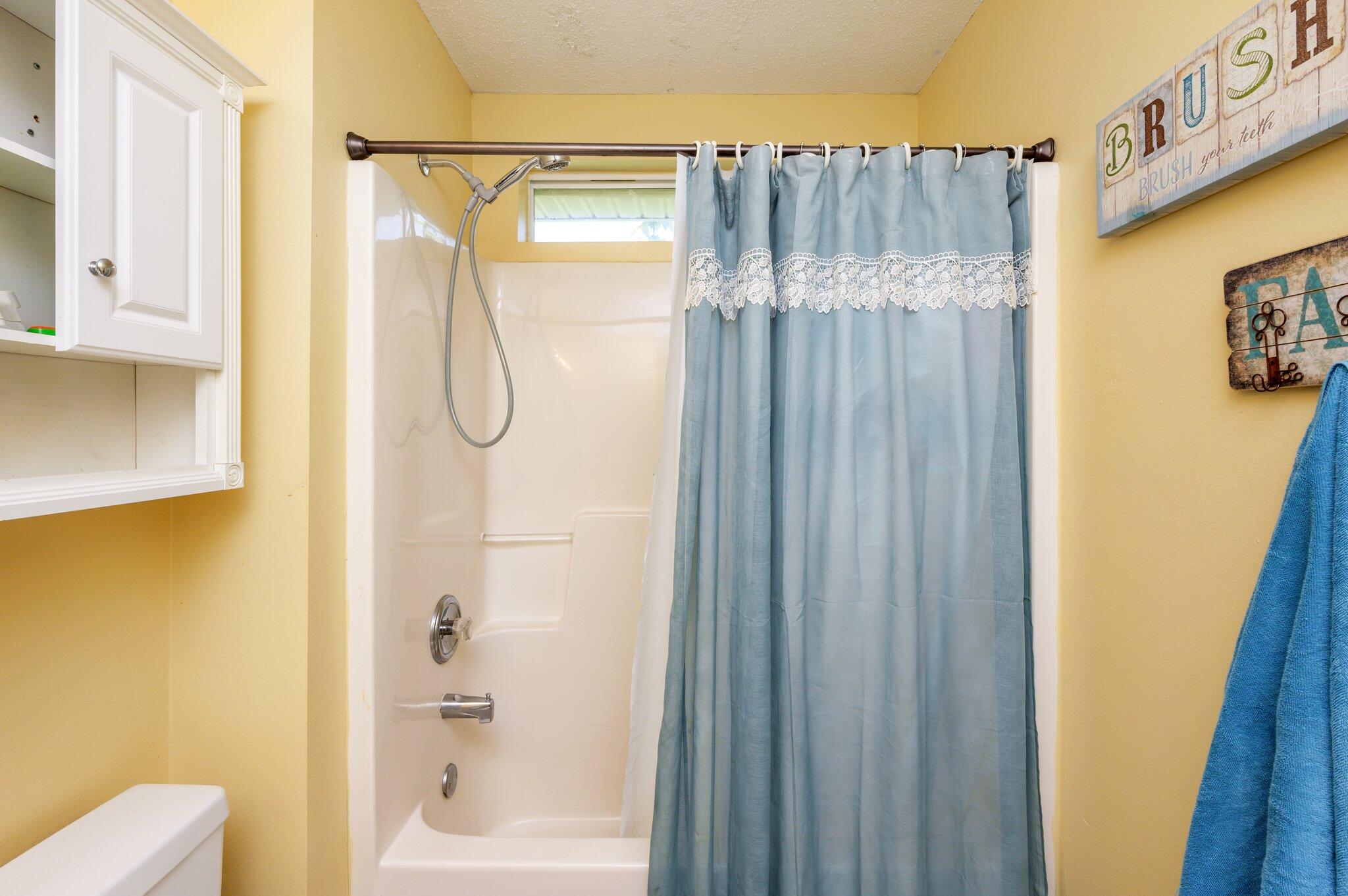 BROOKE ESTATES PH I - Residential