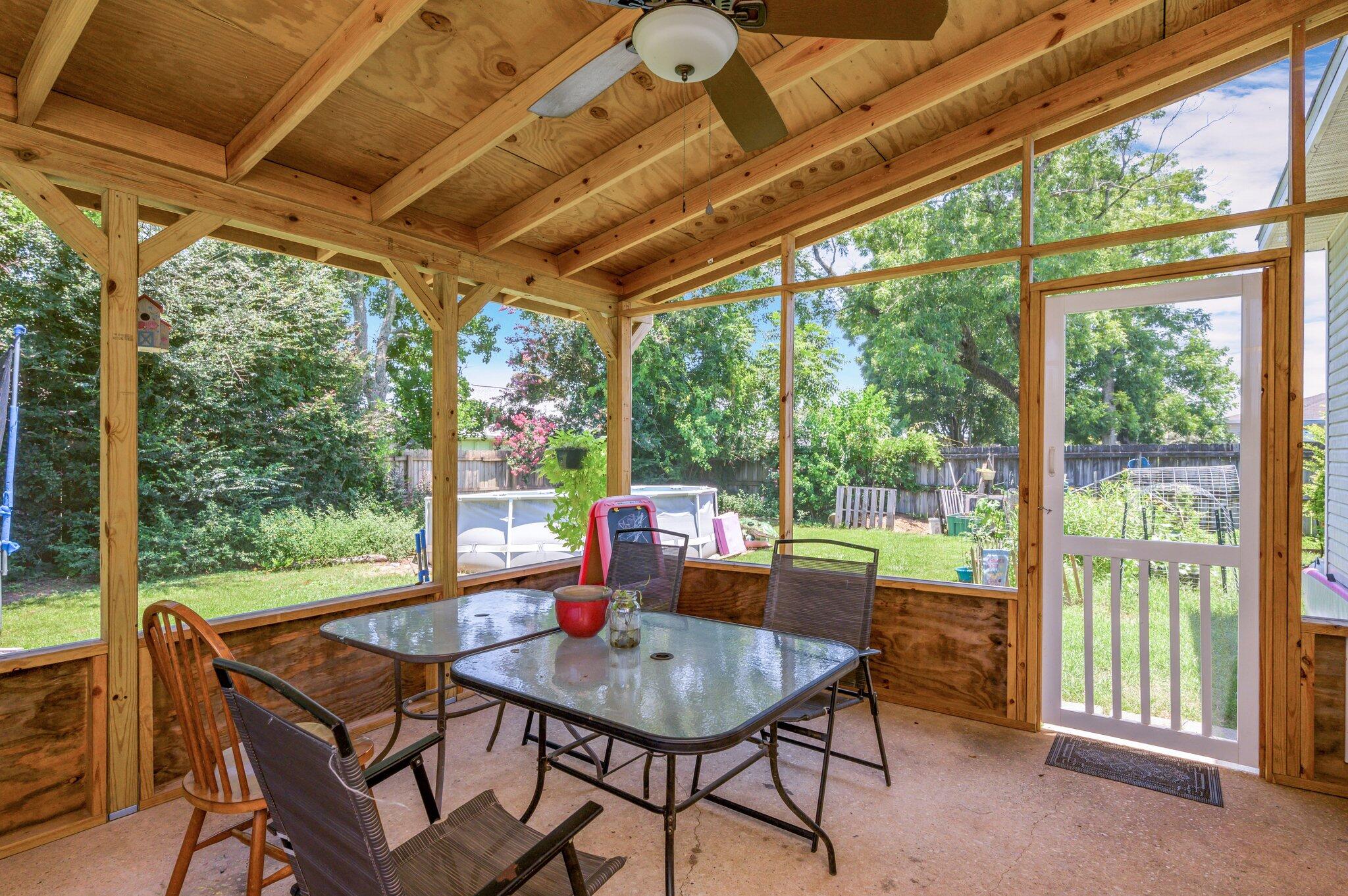 BROOKE ESTATES PH I - Residential