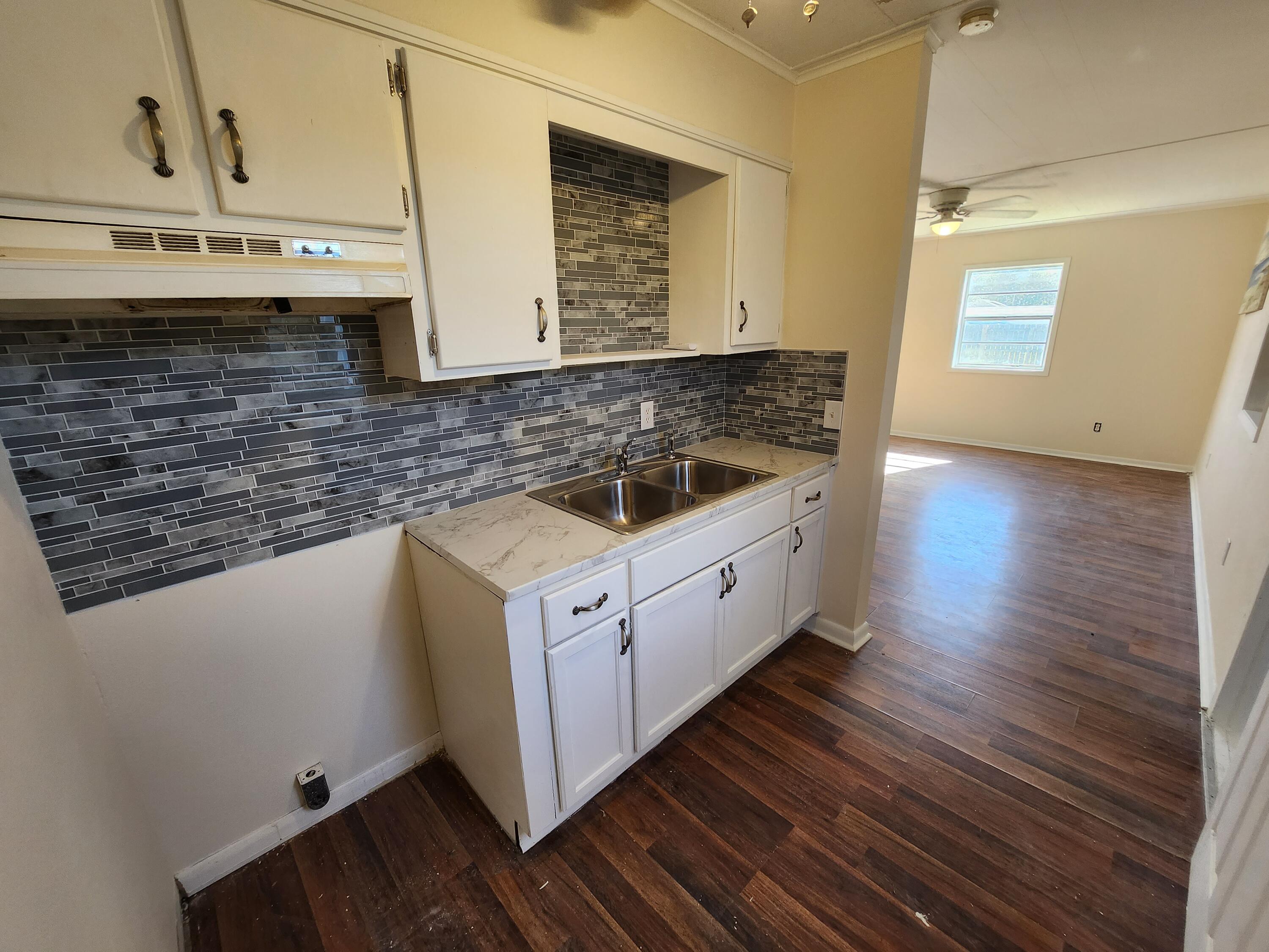 EAST BAY HEIGHTS - Residential