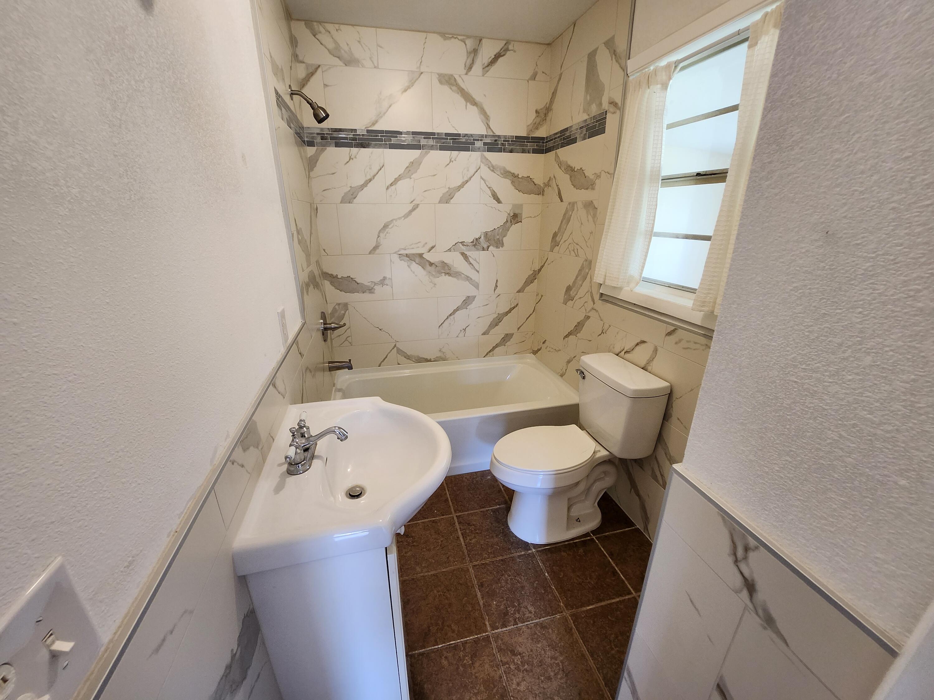 EAST BAY HEIGHTS - Residential