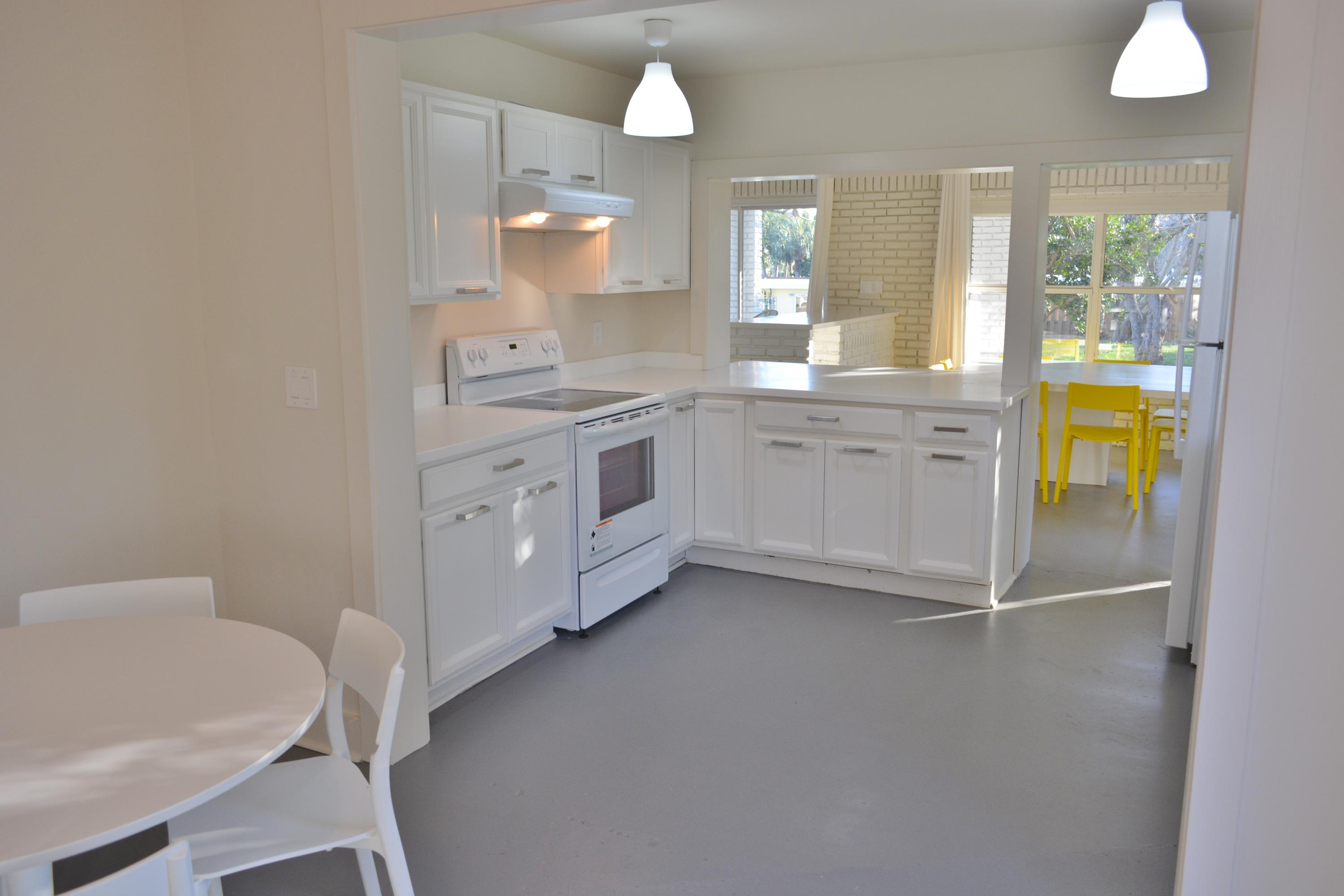 LAGUNA BEACH ESTATES - Residential