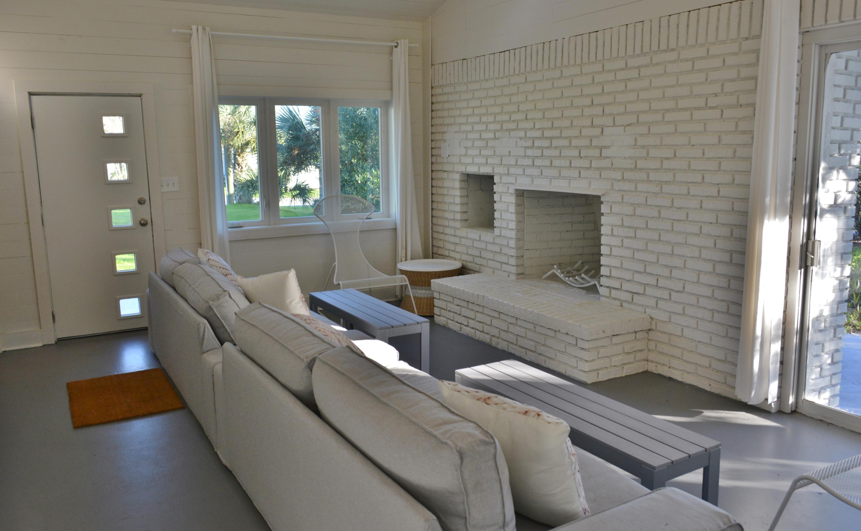 LAGUNA BEACH ESTATES - Residential