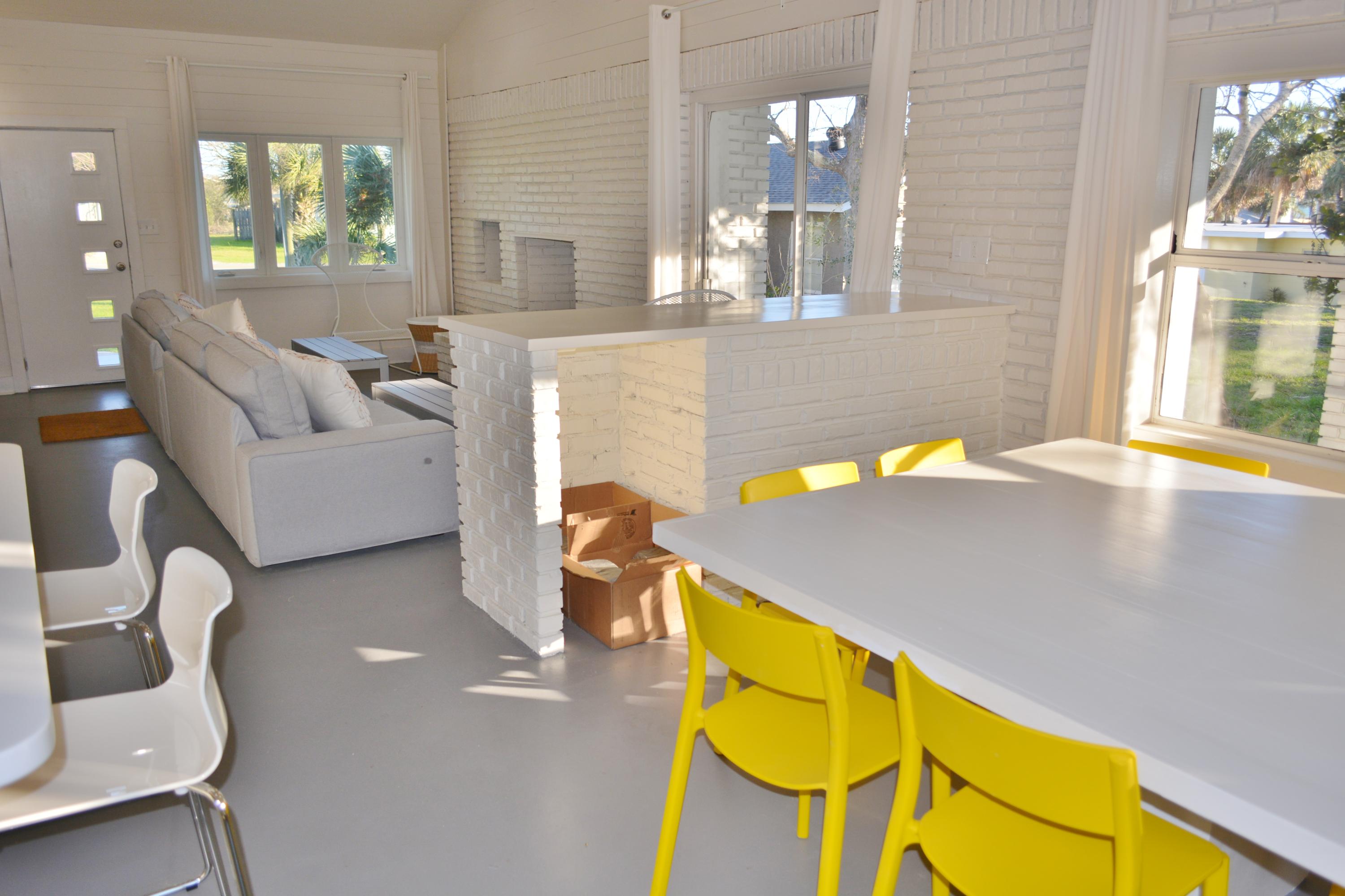 LAGUNA BEACH ESTATES - Residential