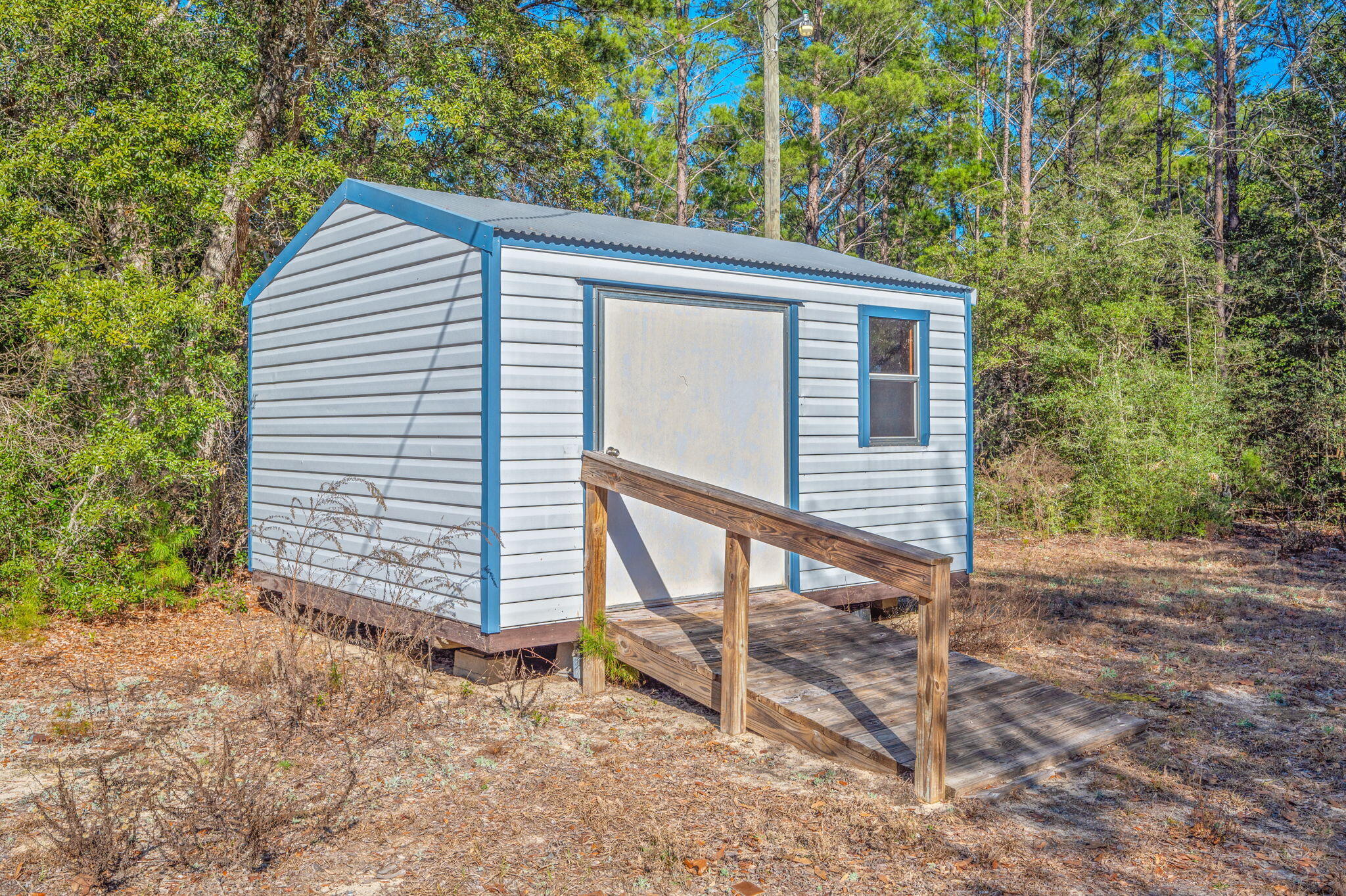 CRESTVIEW - Residential