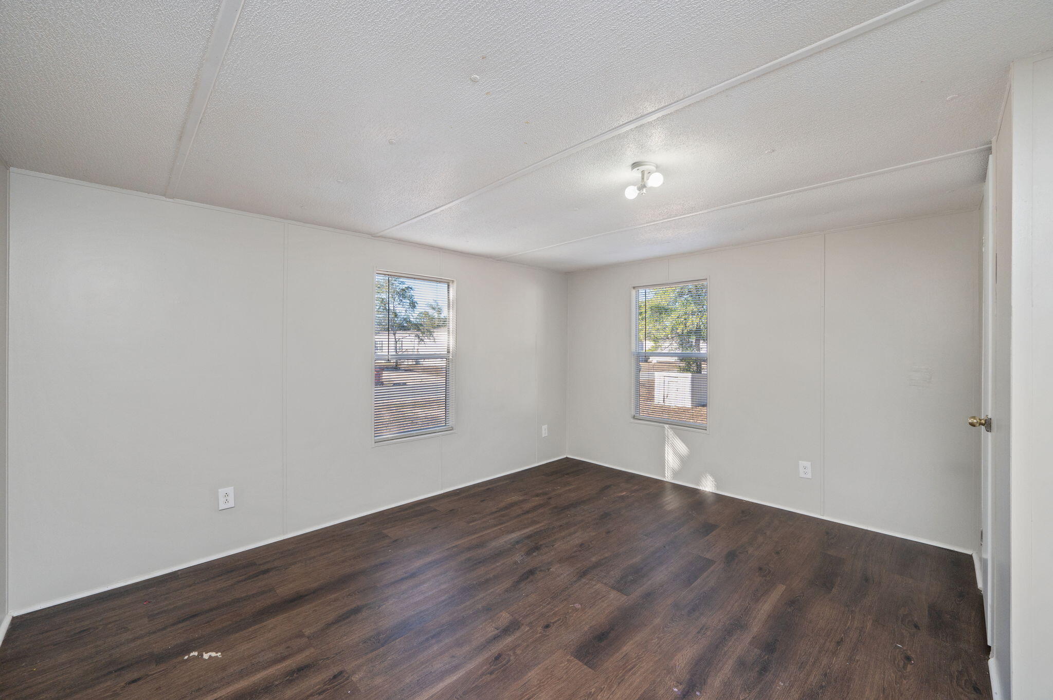 CRESTVIEW - Residential