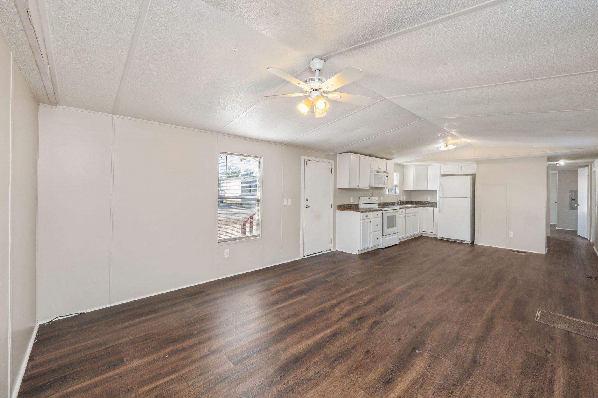 CRESTVIEW - Residential