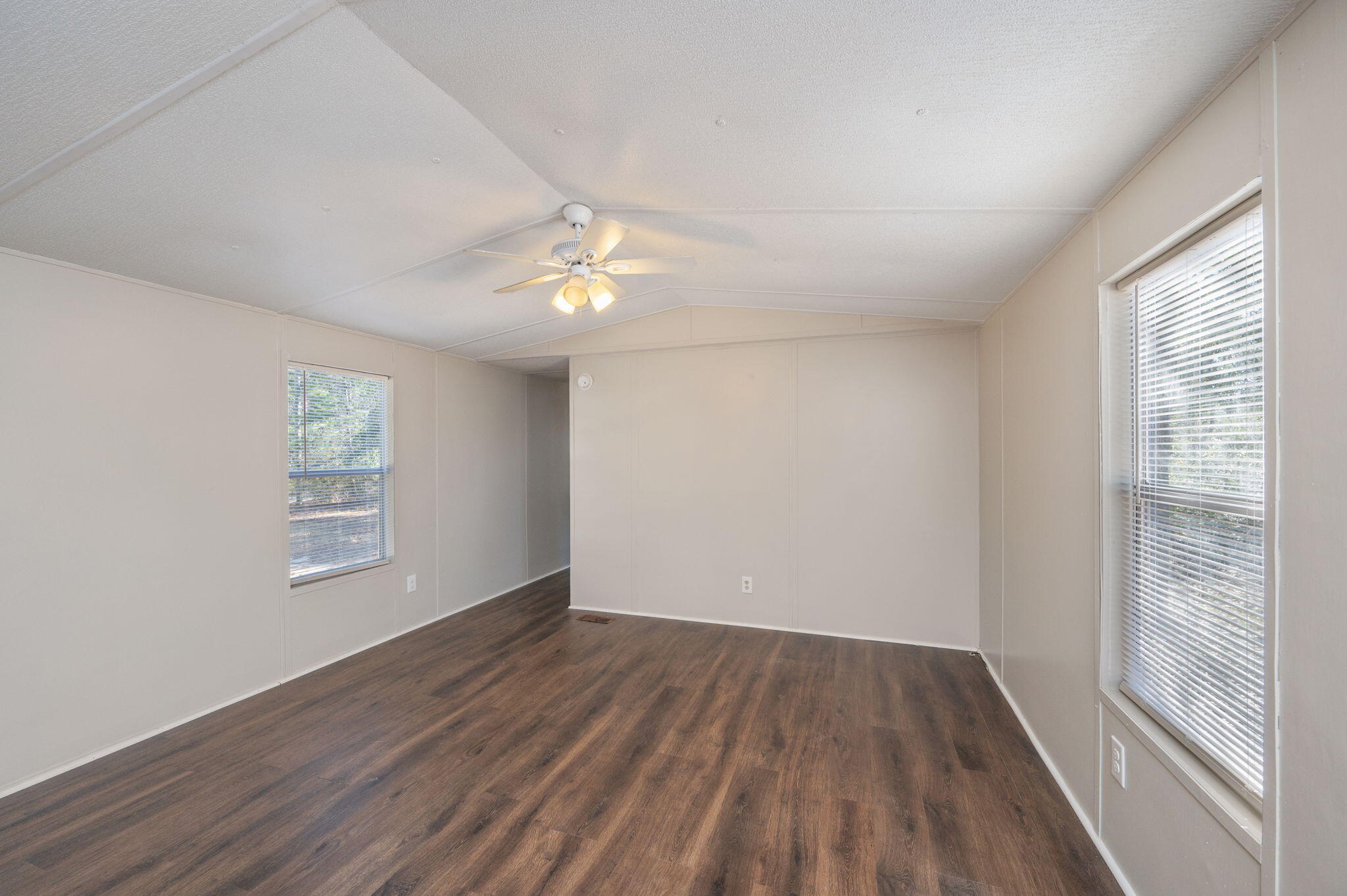 CRESTVIEW - Residential