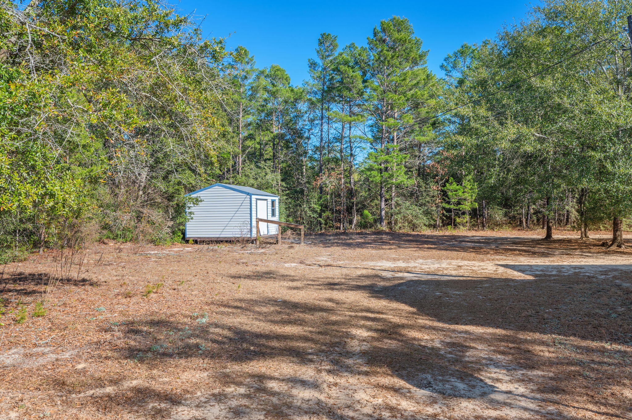 CRESTVIEW - Residential