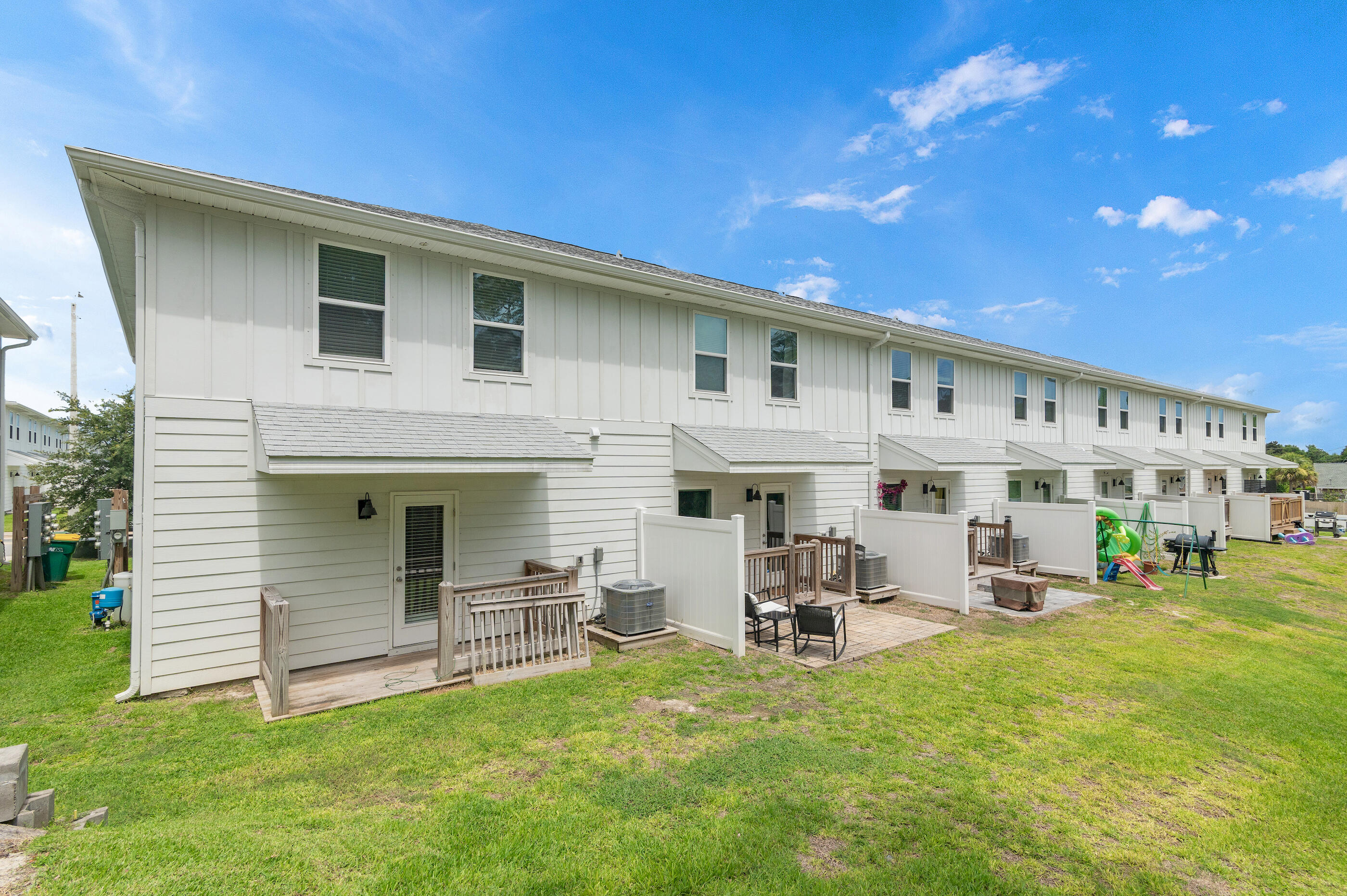 Harbor Place Townhomes - Residential