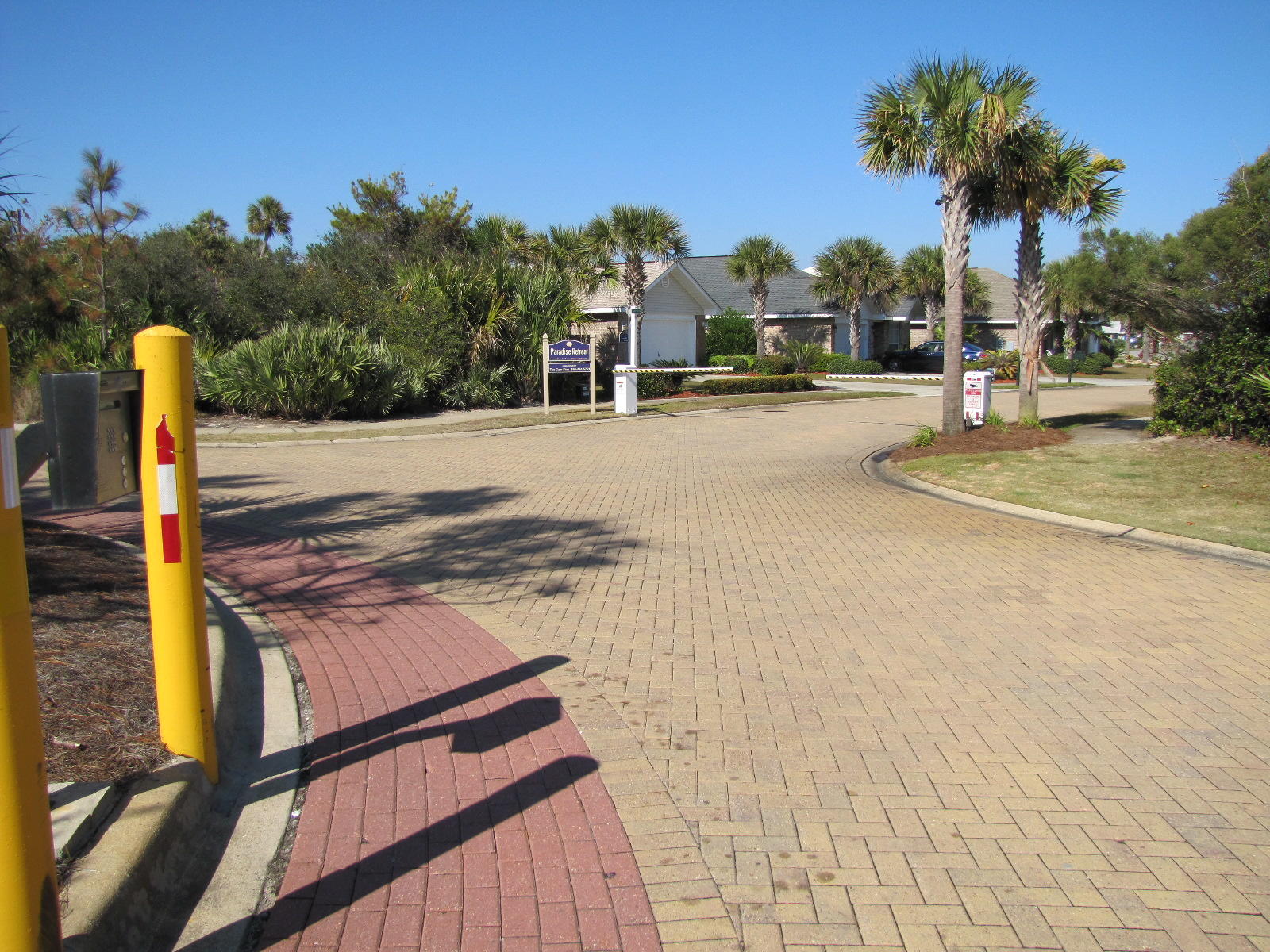 PARADISE RETREAT - Residential