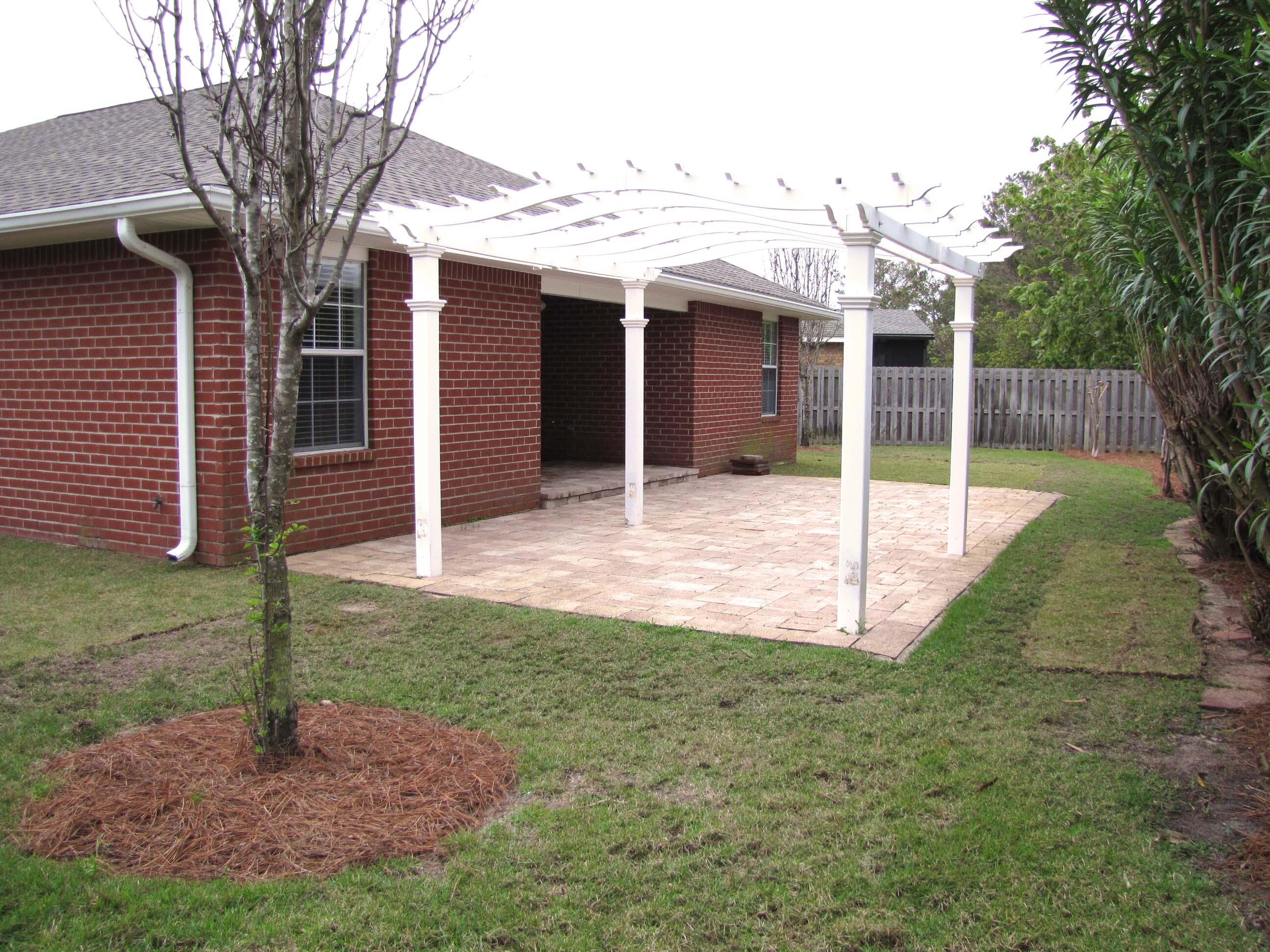 PARADISE RETREAT - Residential