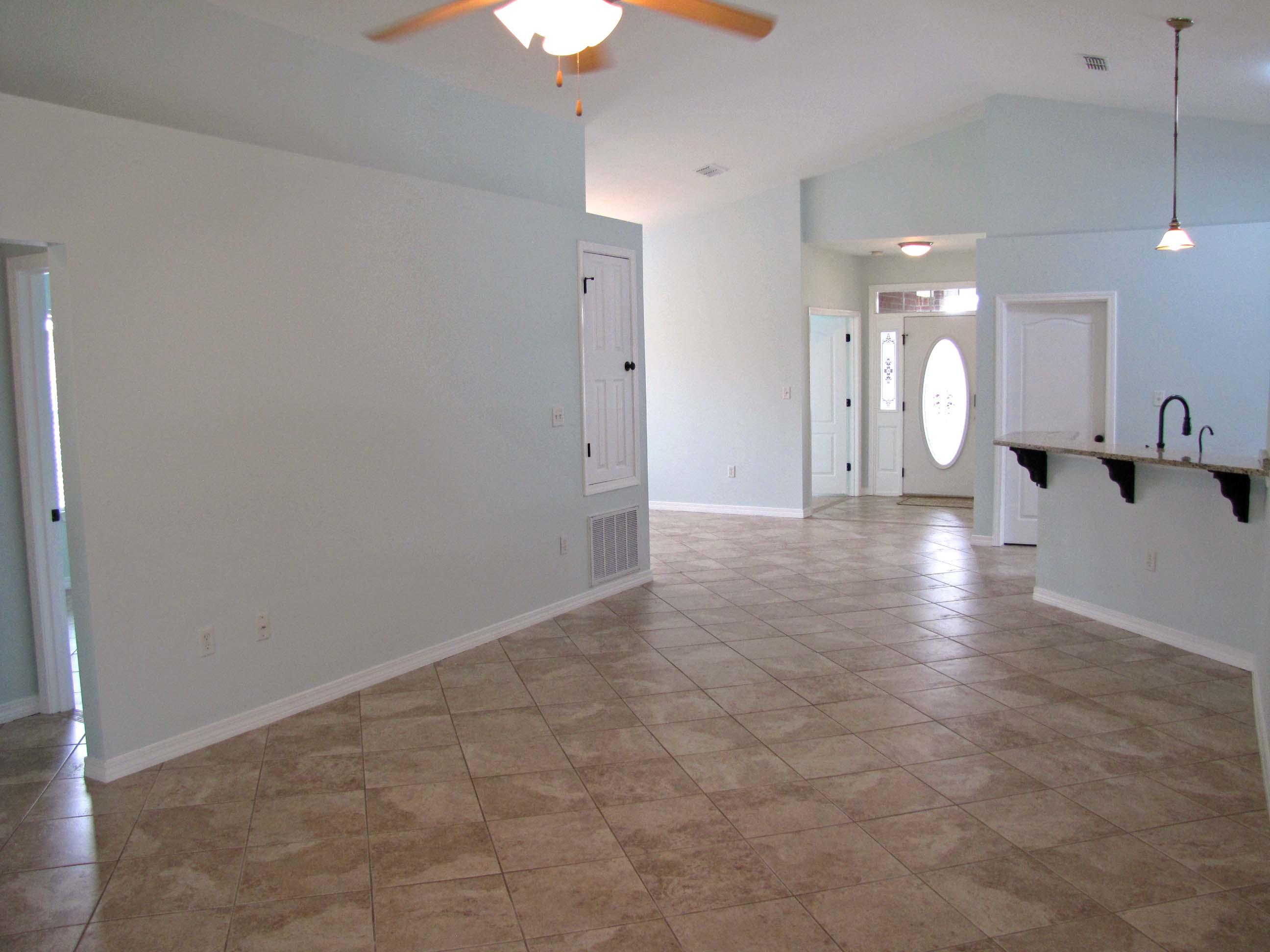 PARADISE RETREAT - Residential