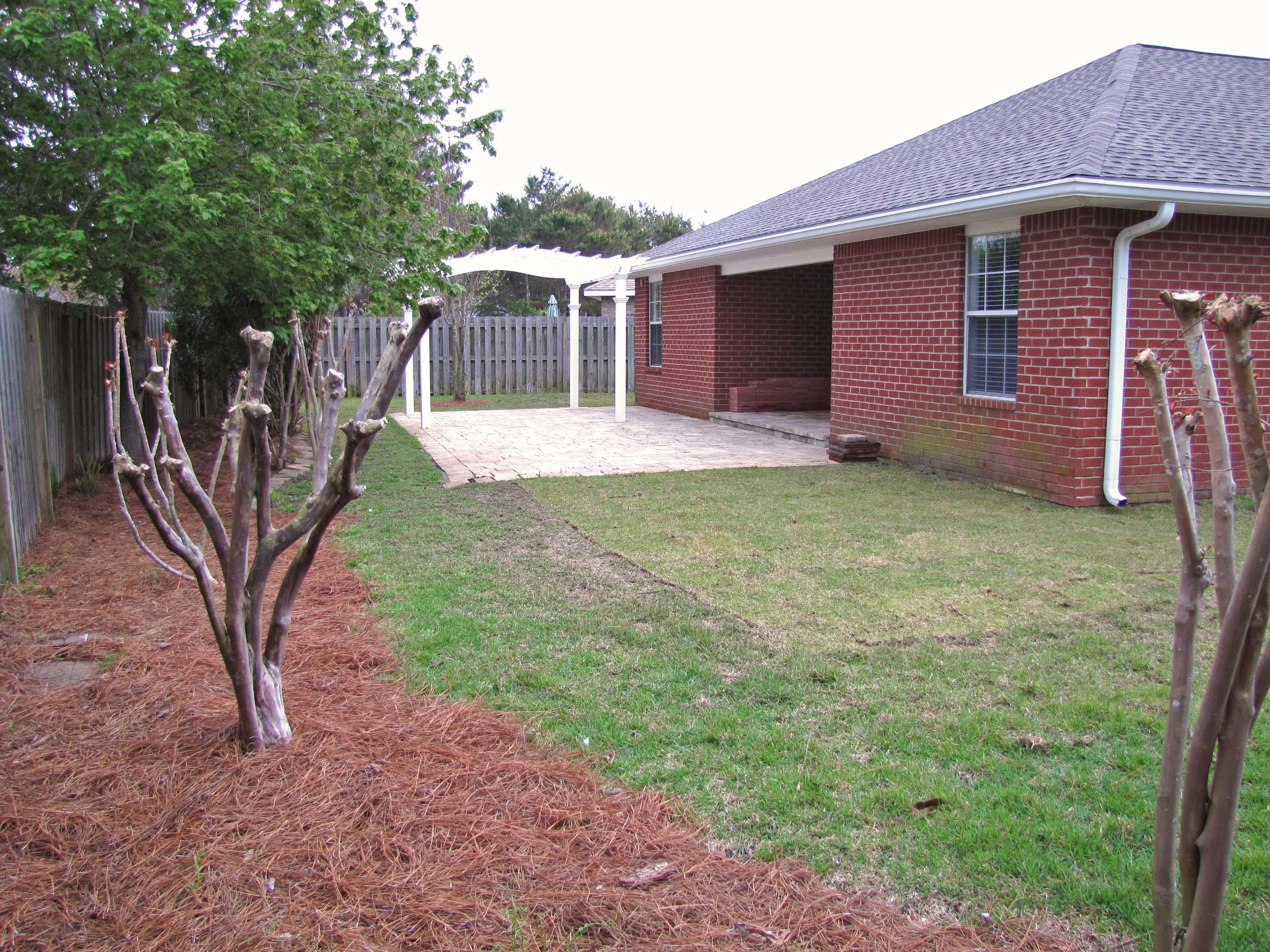 PARADISE RETREAT - Residential