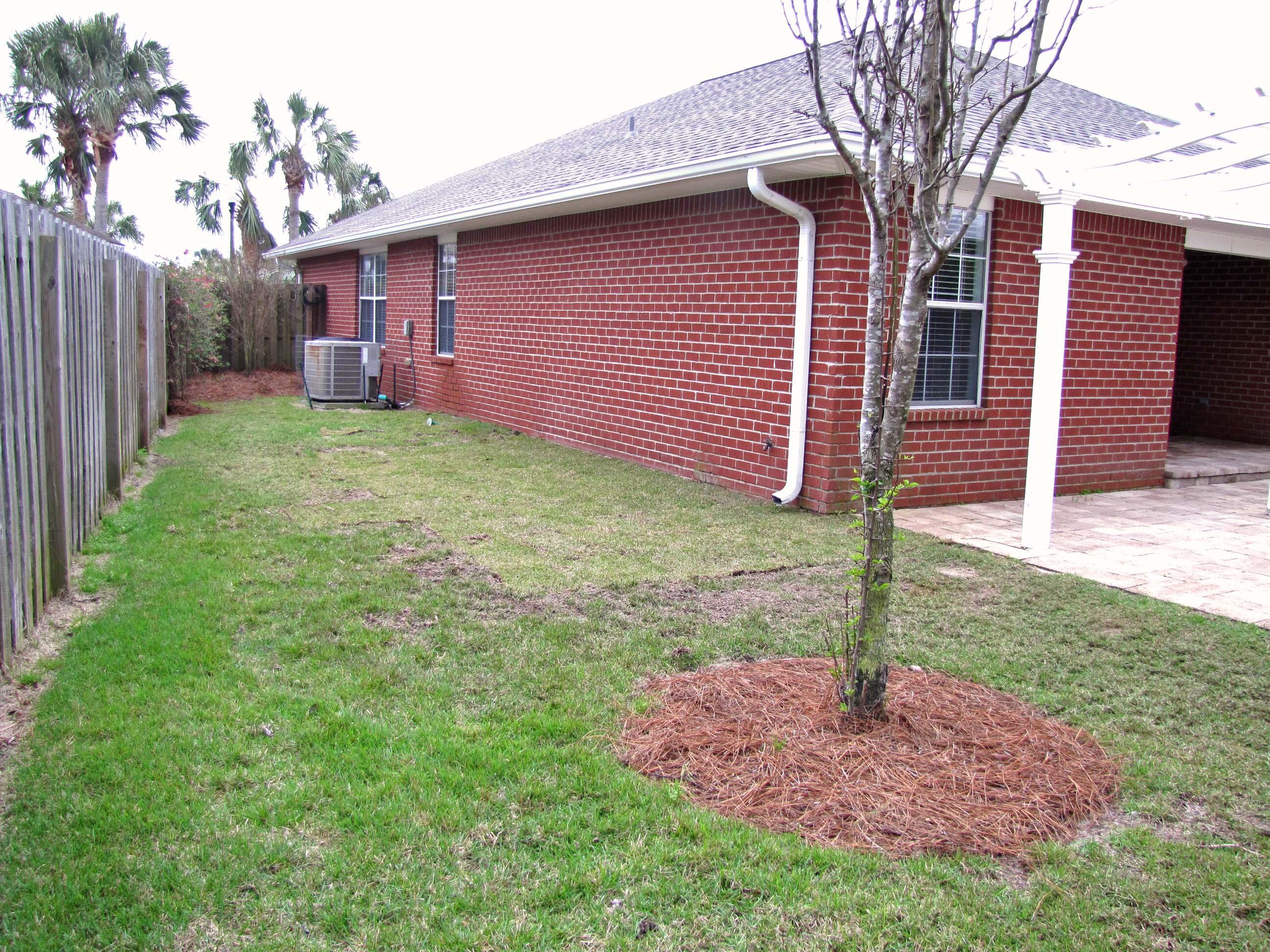 PARADISE RETREAT - Residential