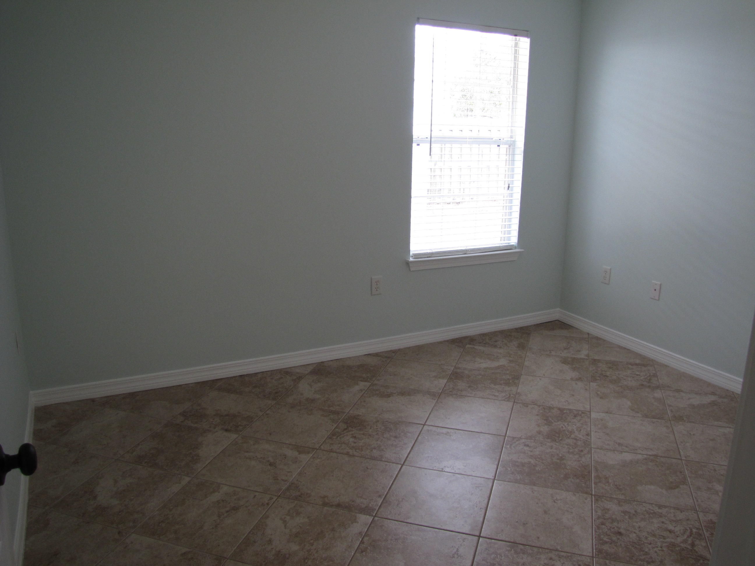 PARADISE RETREAT - Residential