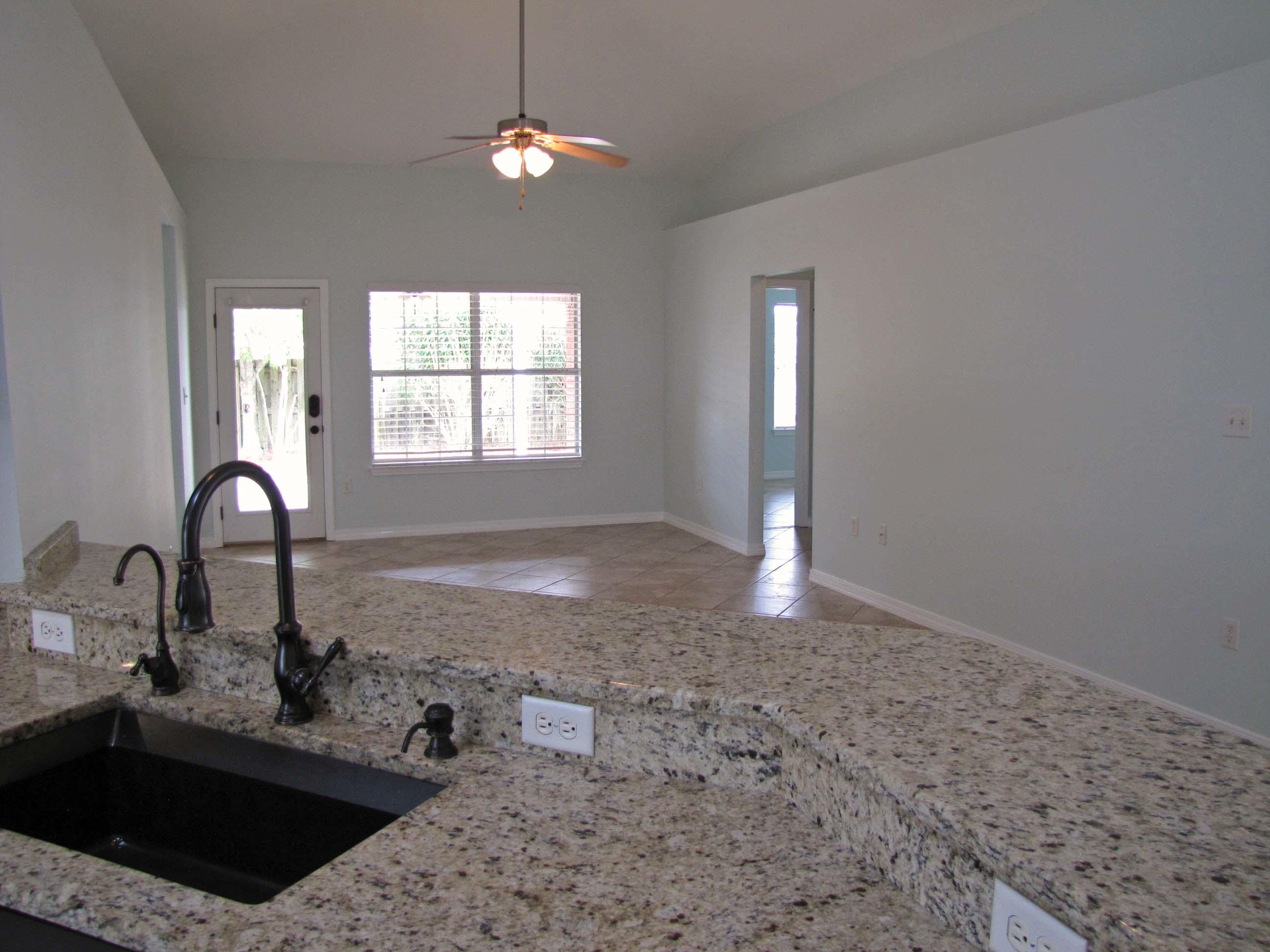 PARADISE RETREAT - Residential