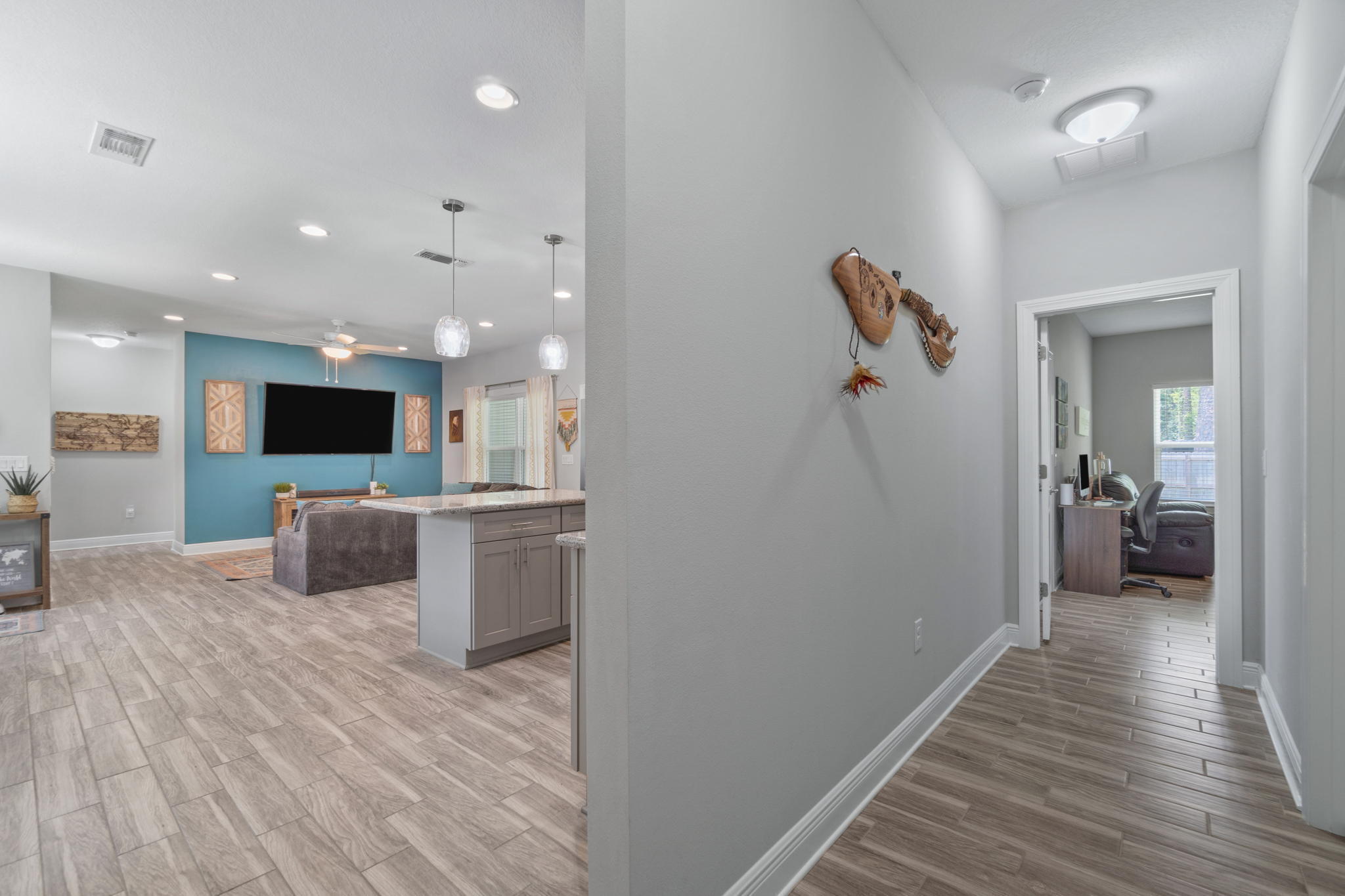 CRESCENT SHORES - Residential