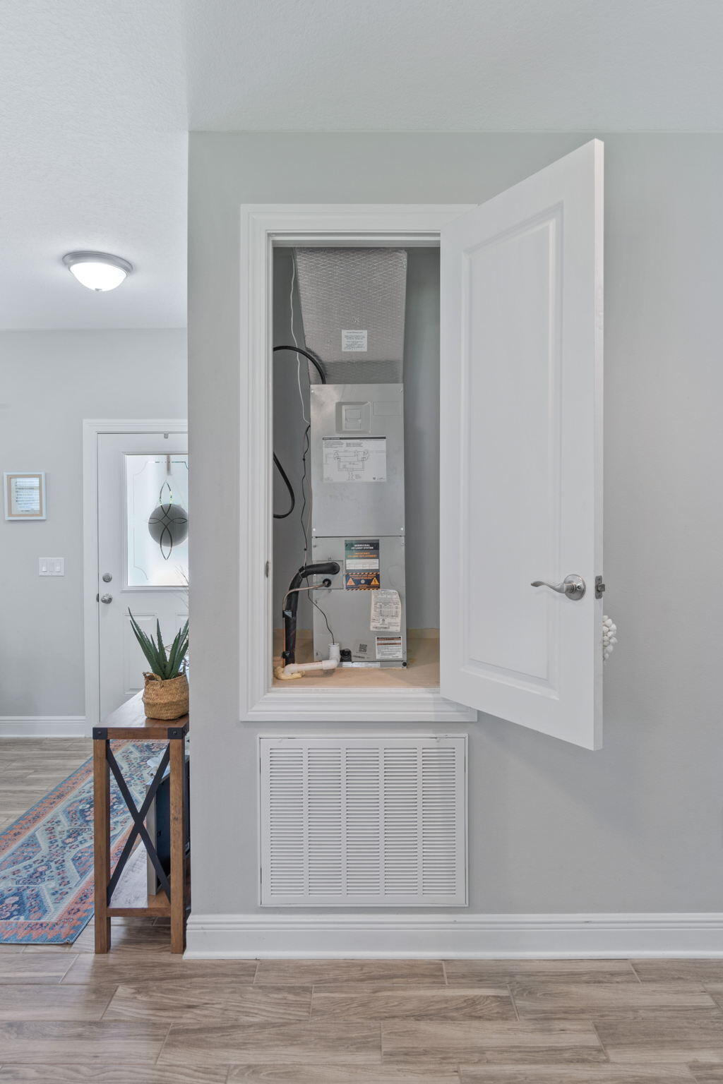 CRESCENT SHORES - Residential