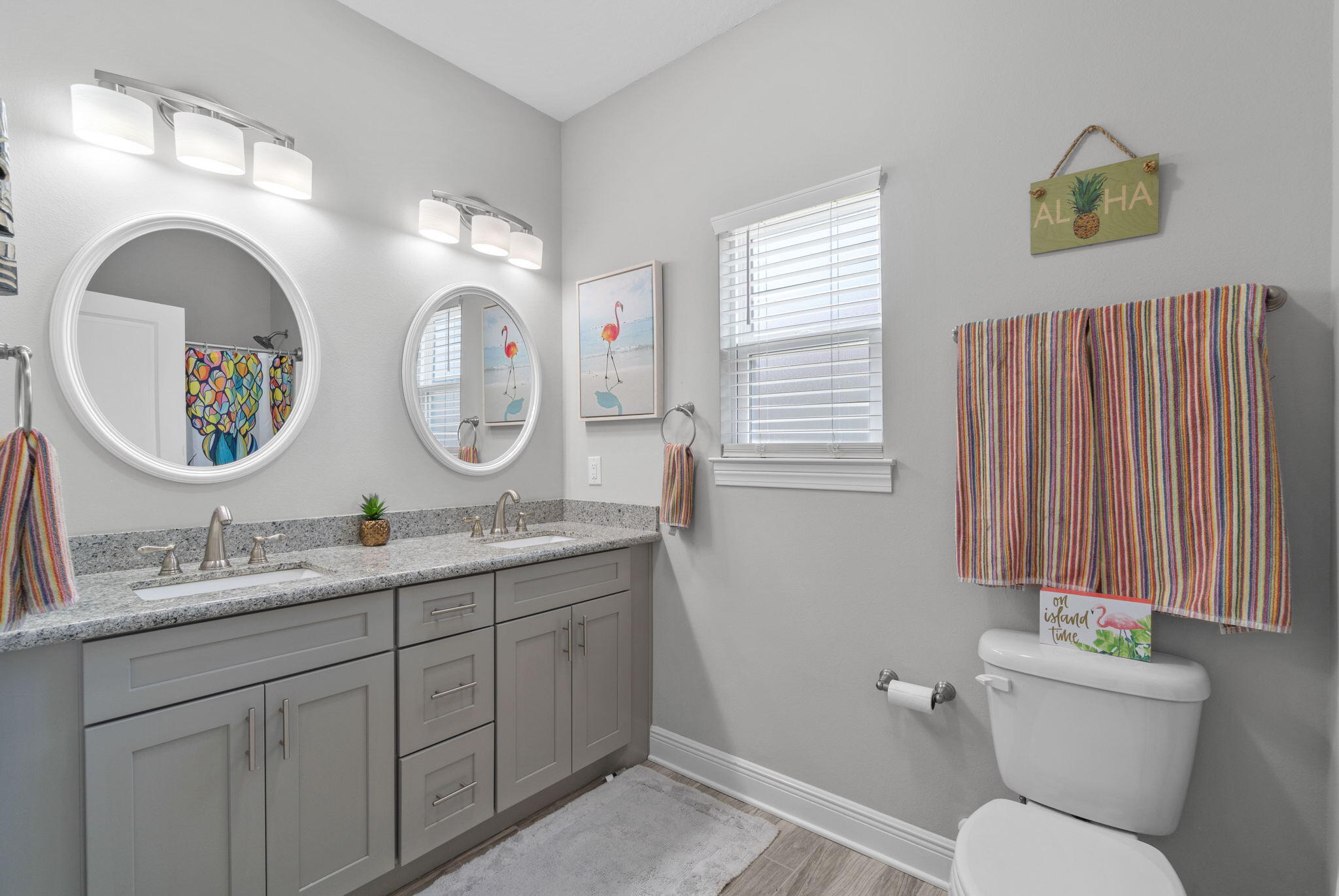 CRESCENT SHORES - Residential