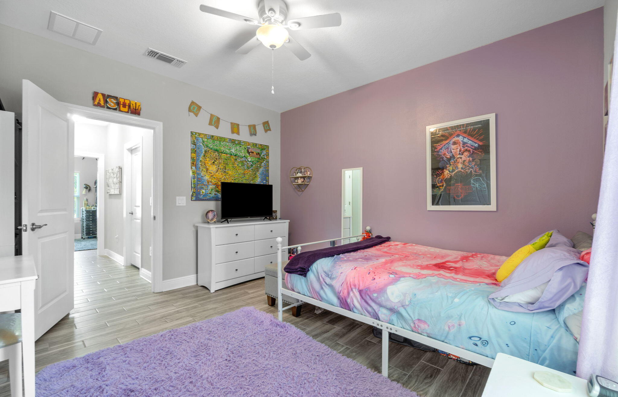 CRESCENT SHORES - Residential