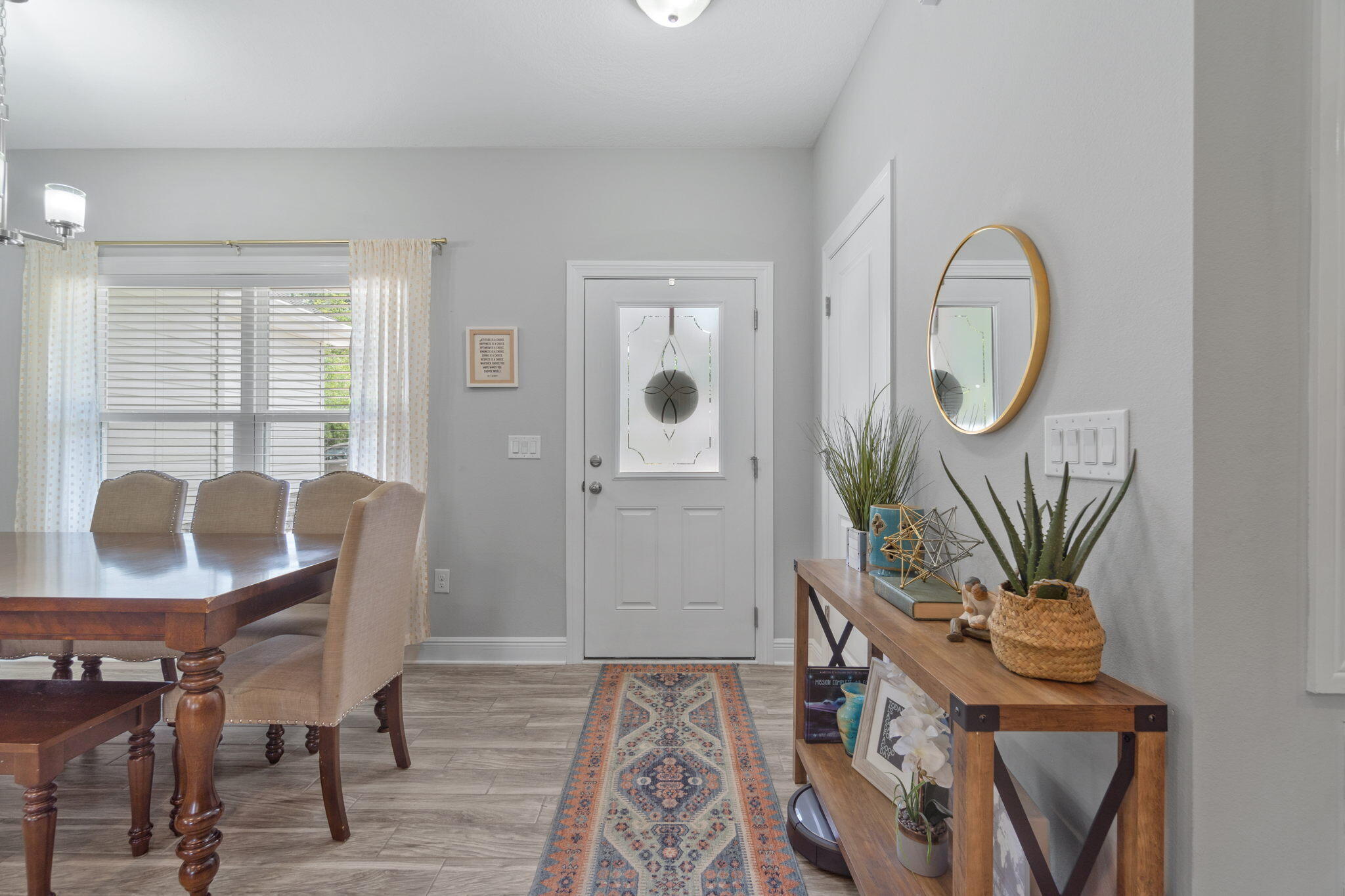 CRESCENT SHORES - Residential