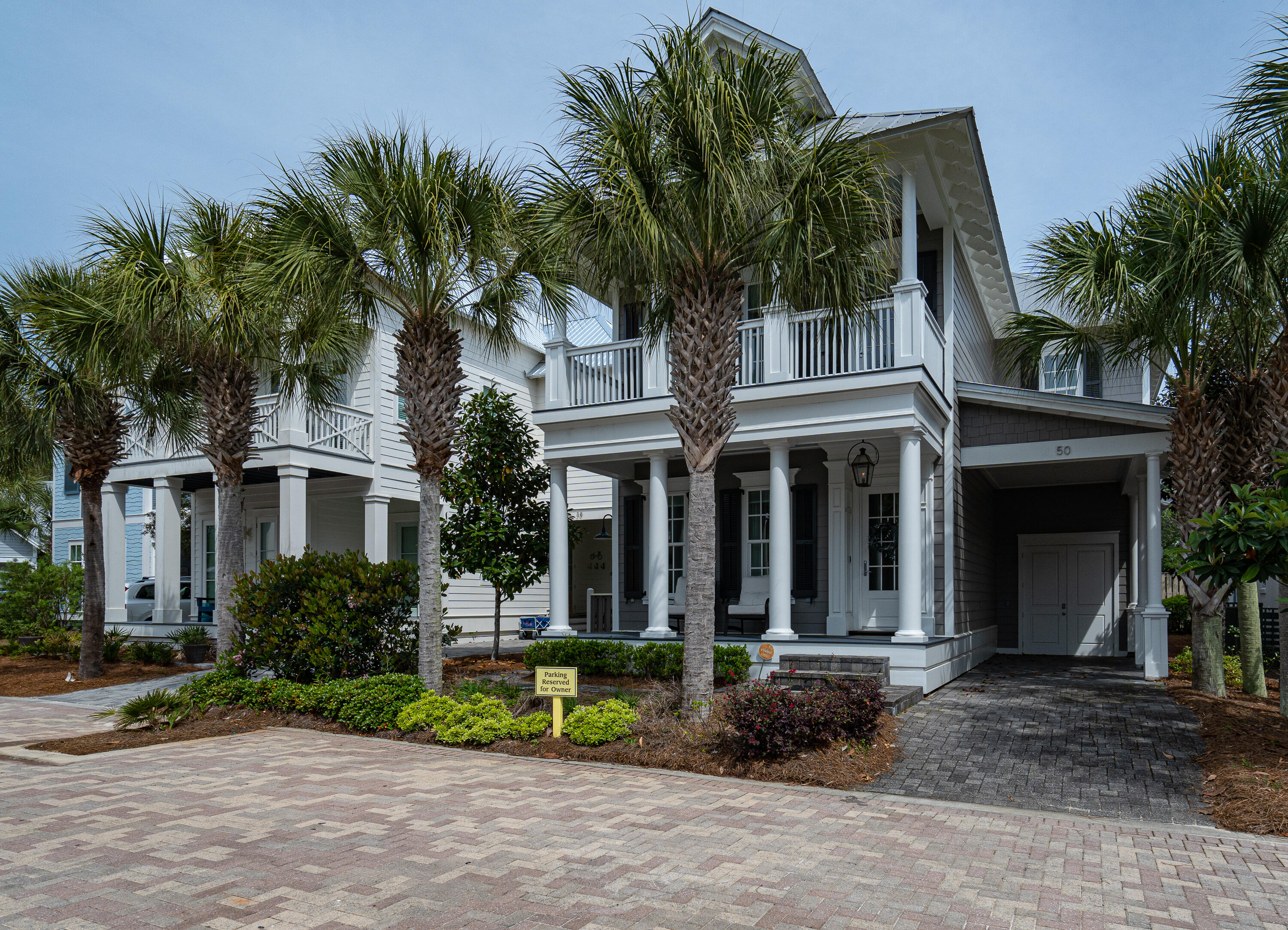 COTTAGES AT EASTERN LAKE - Residential