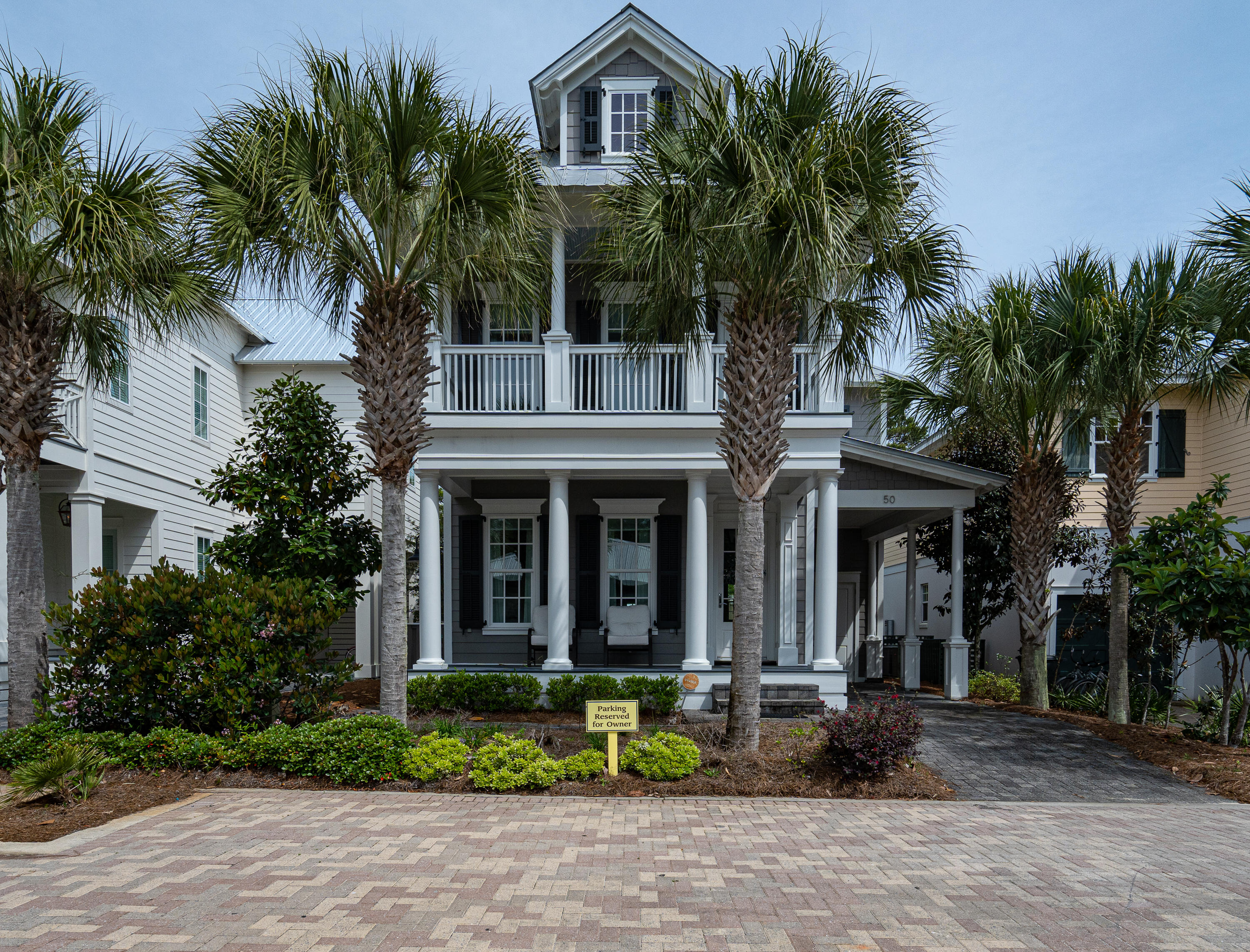 COTTAGES AT EASTERN LAKE - Residential