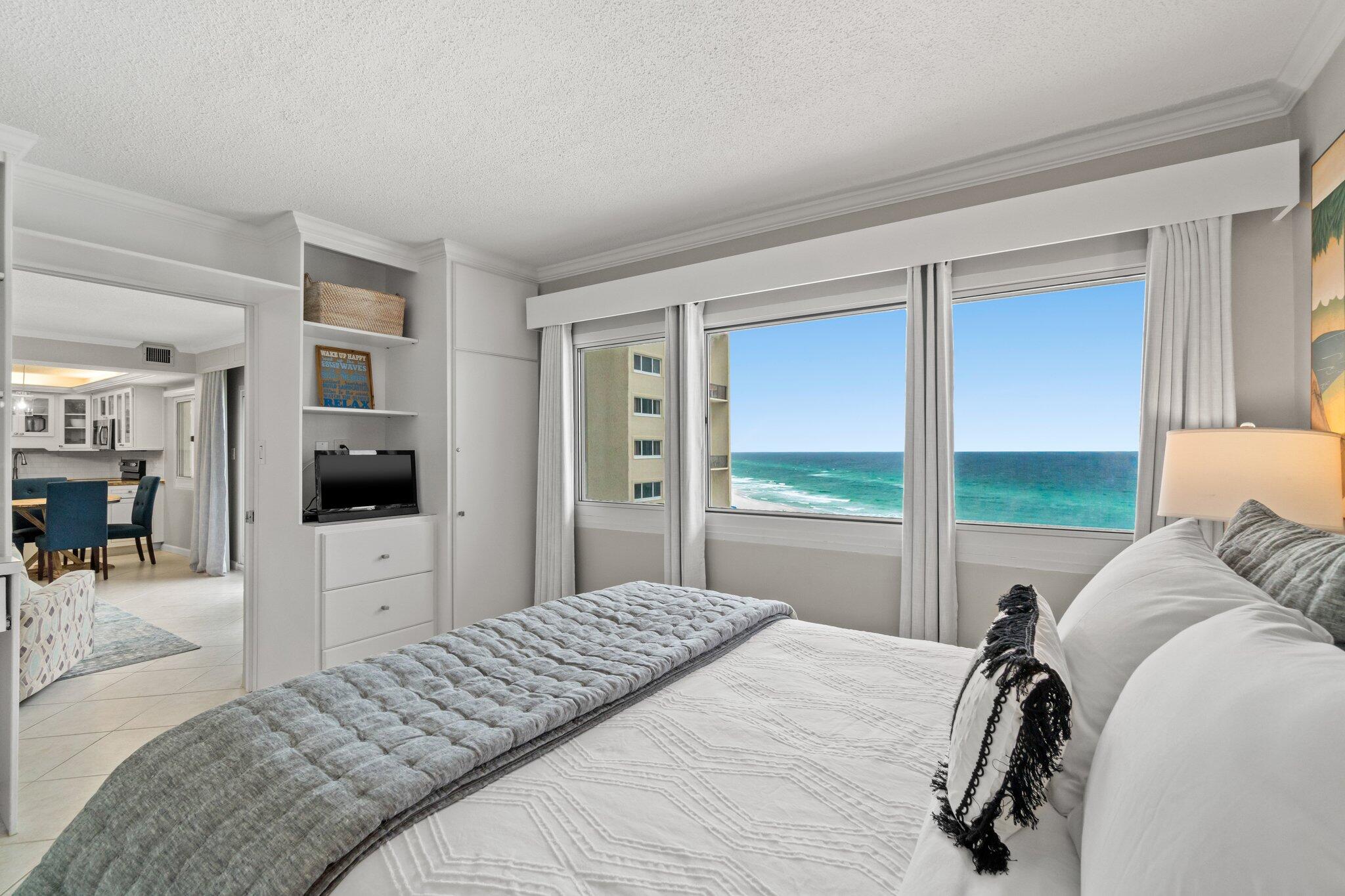 PINNACLE PORT - Residential