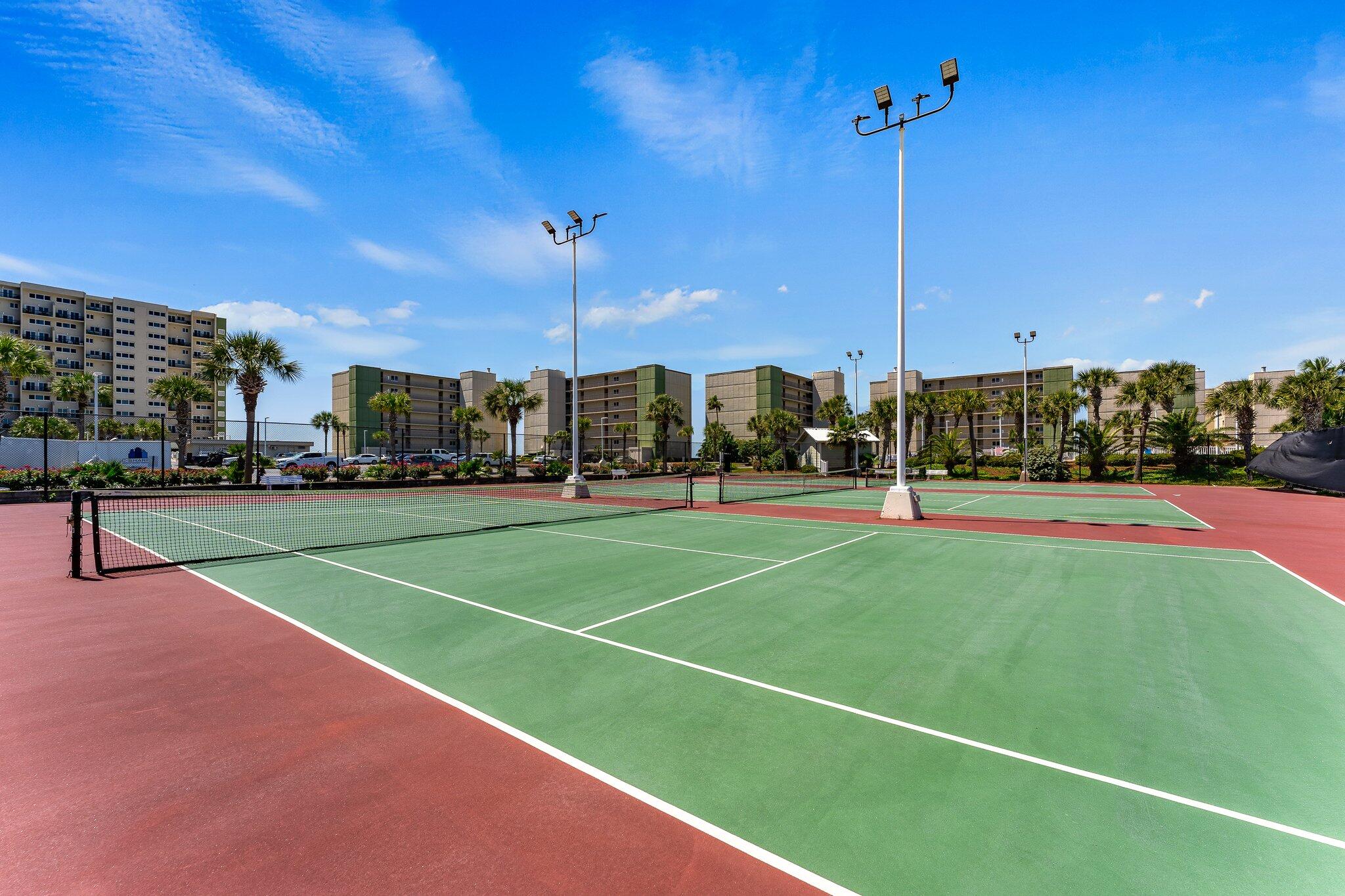 PINNACLE PORT - Residential