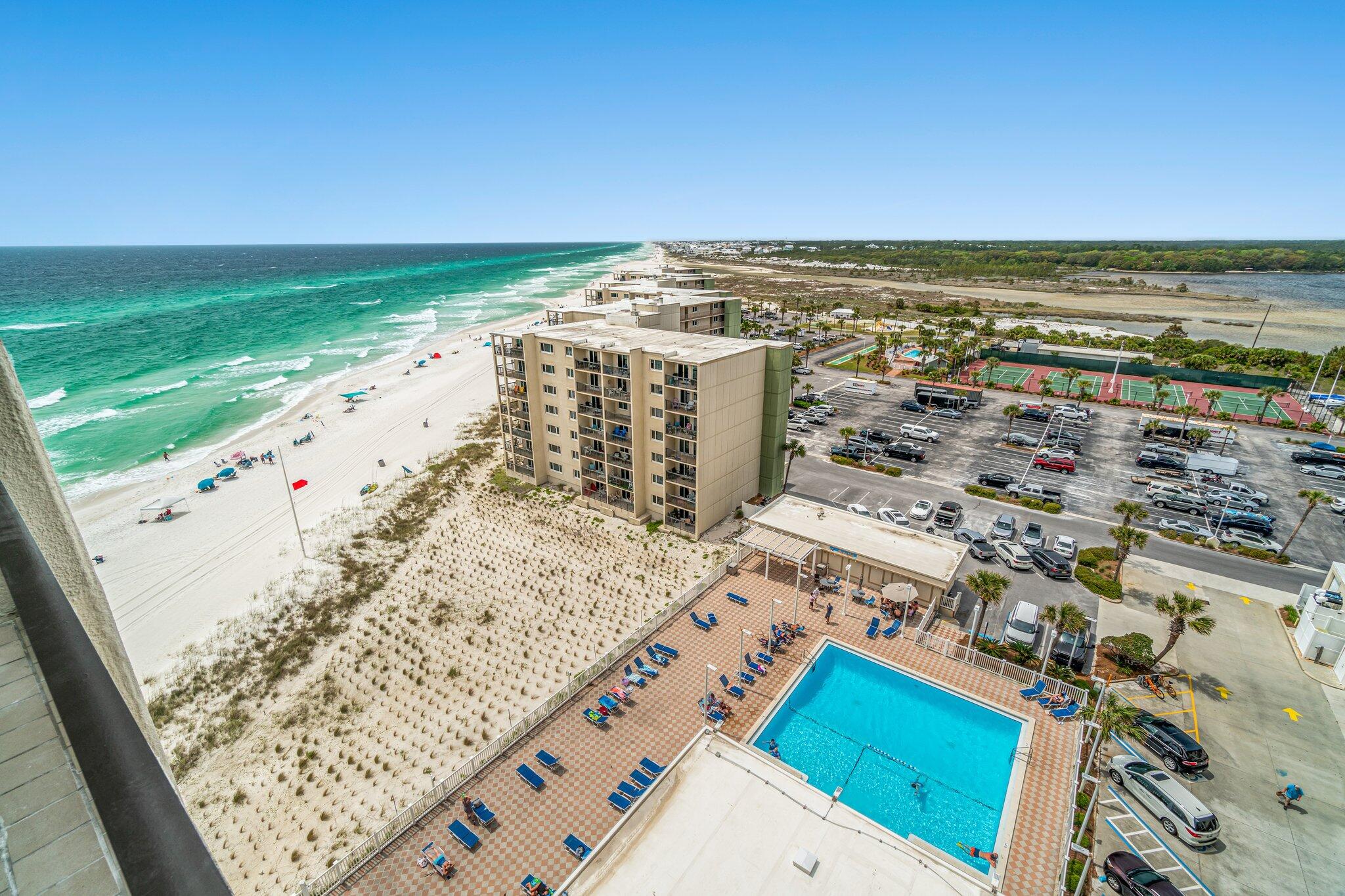 PINNACLE PORT - Residential