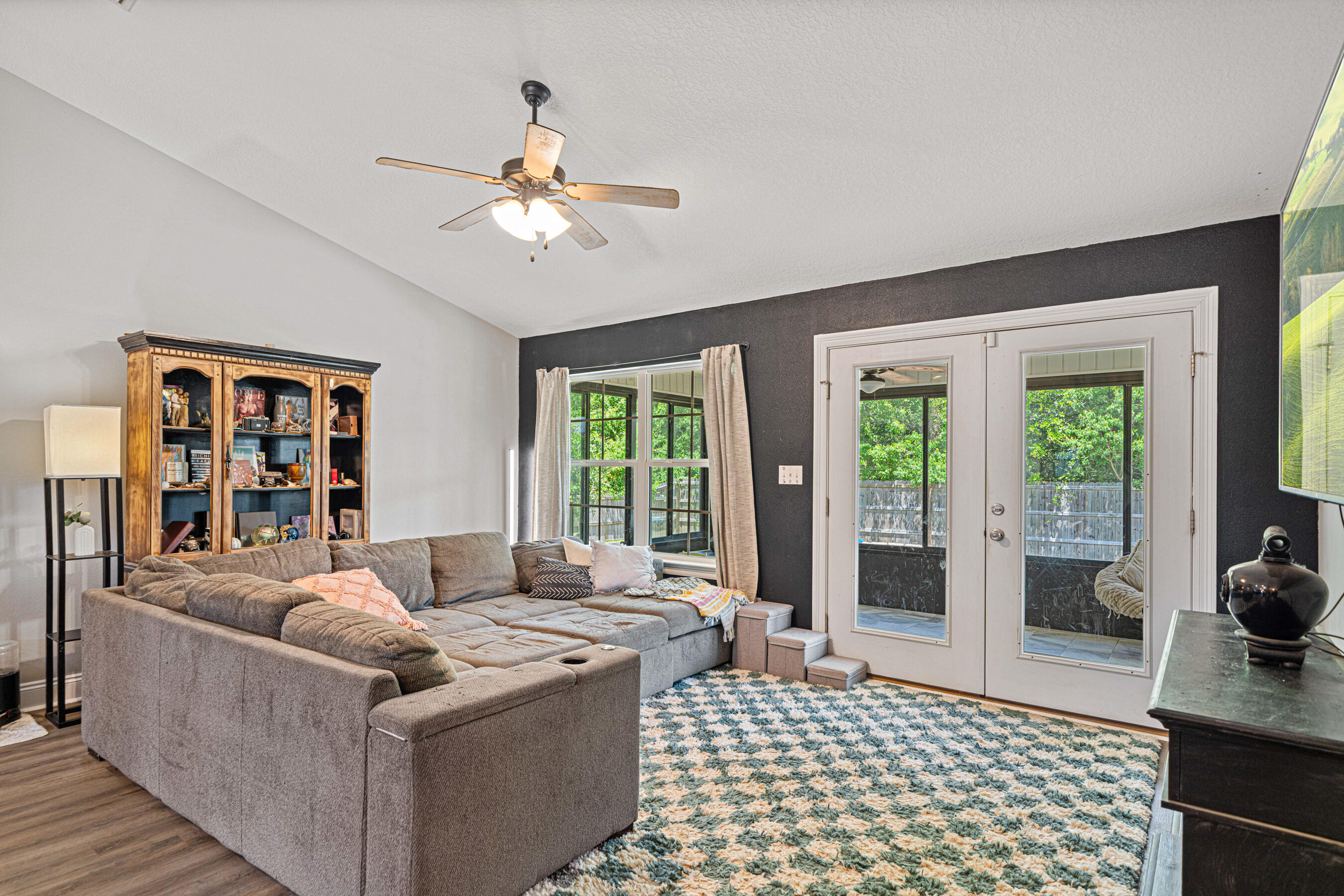EAST BAY HEIGHTS - Residential