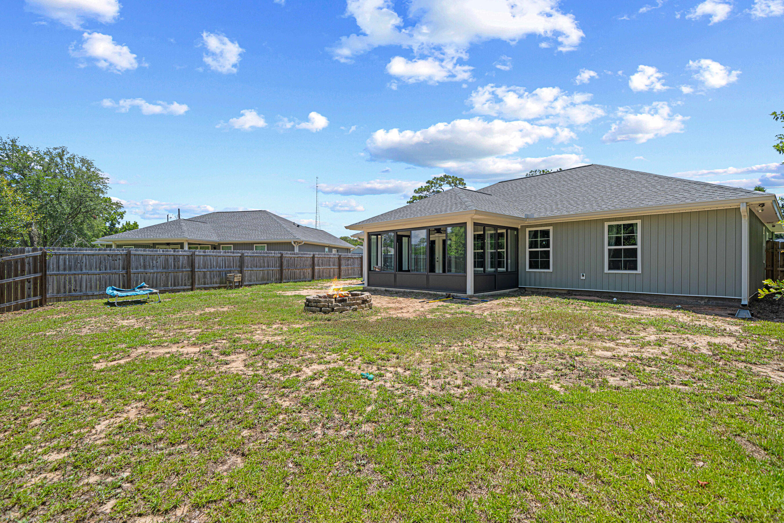 EAST BAY HEIGHTS - Residential