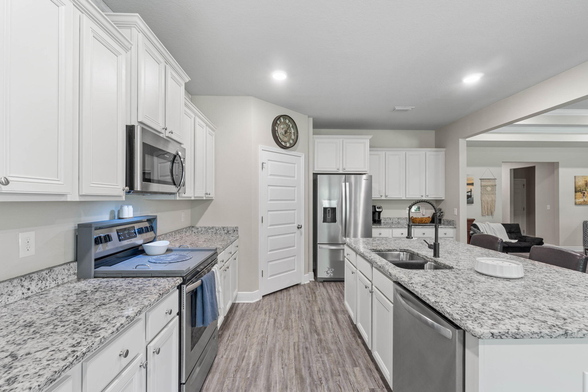 TREASURE ISLE ESTATES - Residential