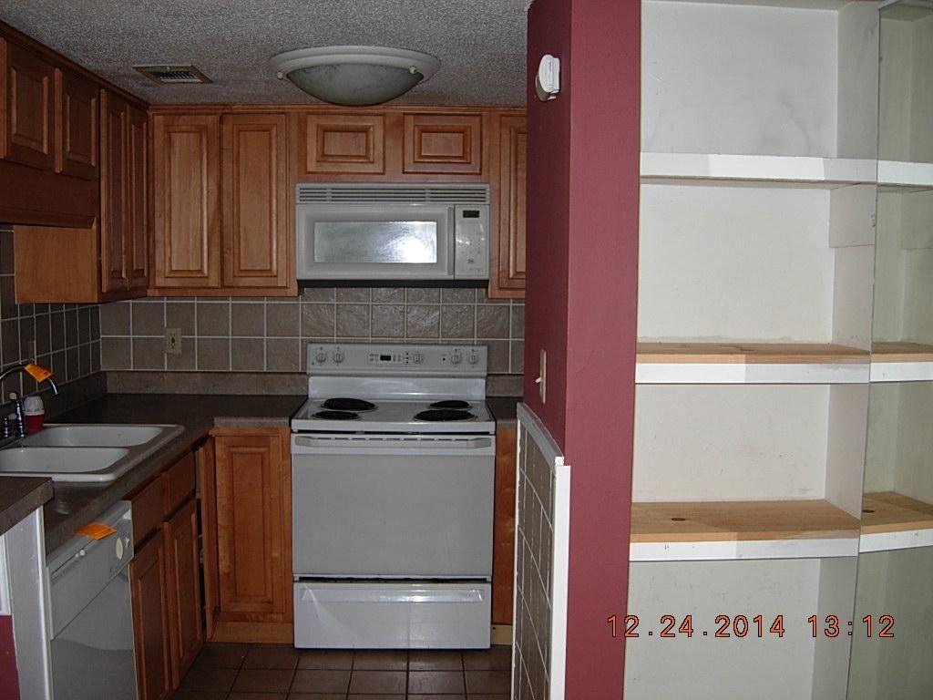 FINISTERRA CONDO - Residential