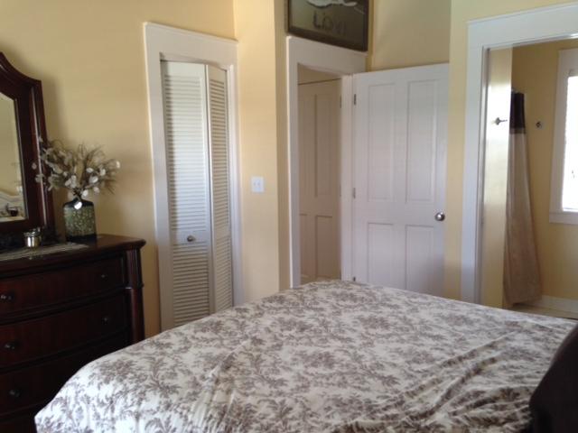 BUNGALOWS AT SEAGROVE BEACH - Residential