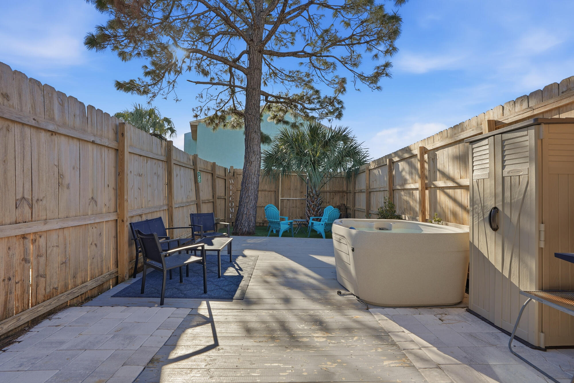 HOLIDAY BEACH UNIT 8 - Residential