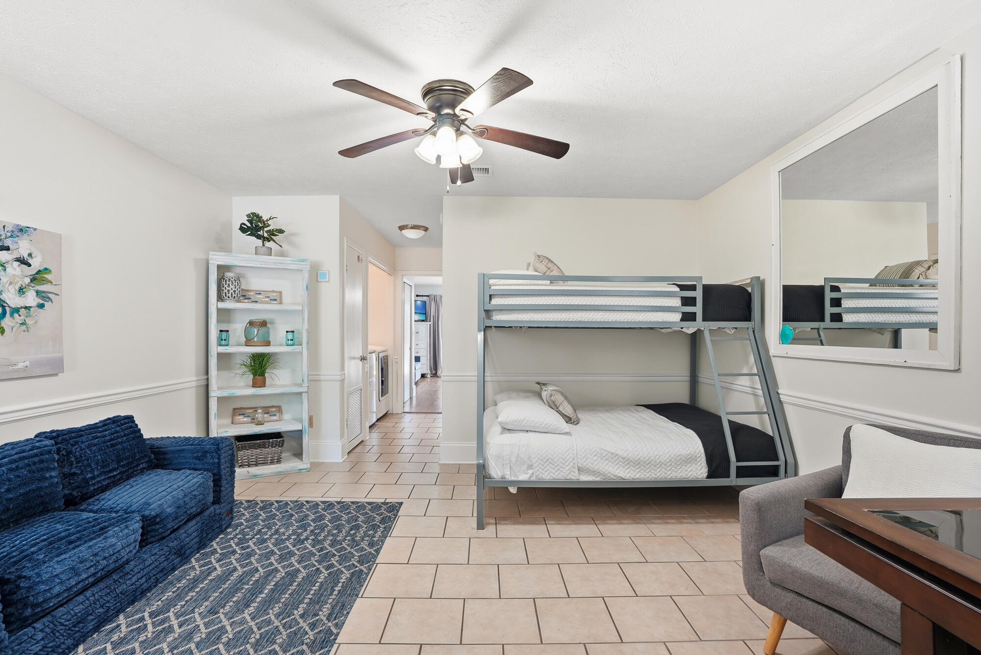 HOLIDAY BEACH UNIT 8 - Residential