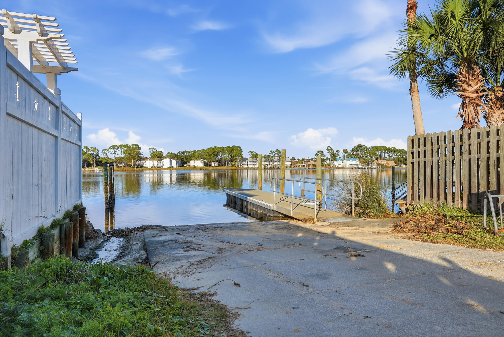 HOLIDAY BEACH UNIT 8 - Residential