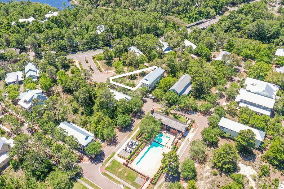 FOREST LAKES - Land